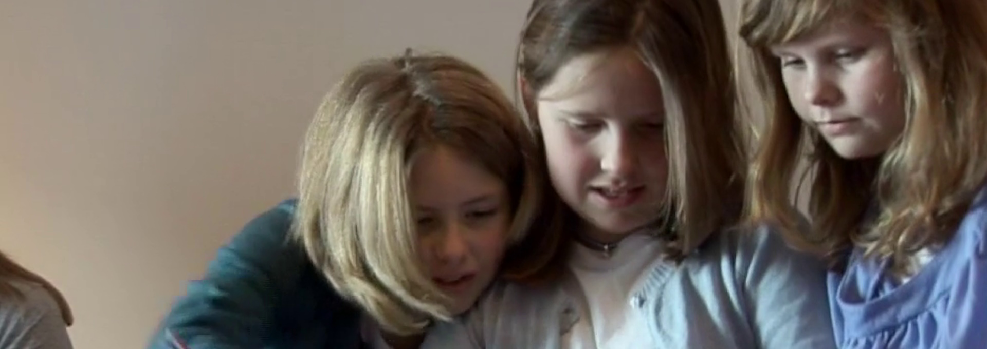 Beskrivende bilde relatert til innholdet i filmen "Her er jeg og skolen min!"
