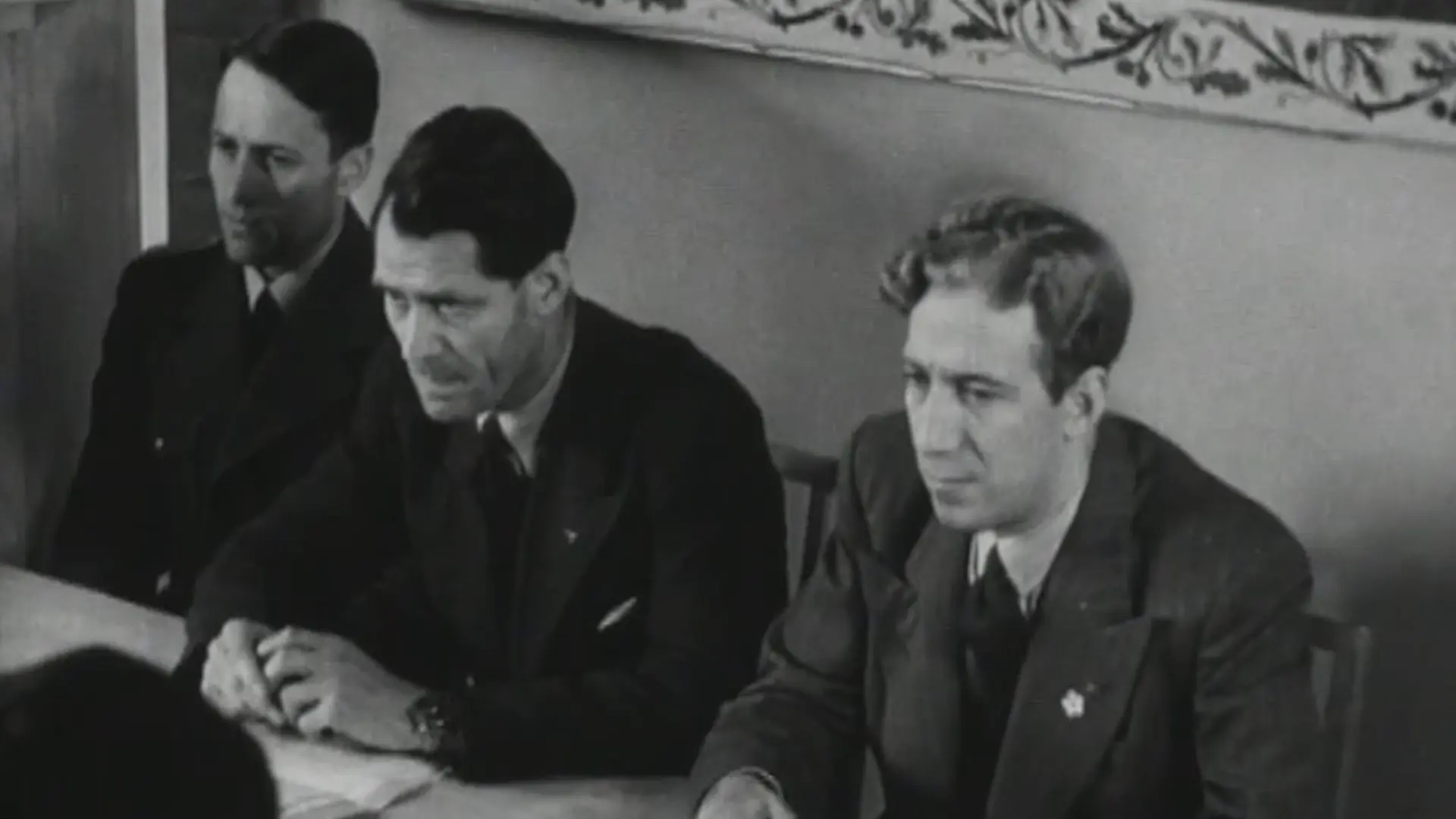Beskrivende bilde relatert til innholdet i filmen "Norsk films revy nr. 30, 1942"