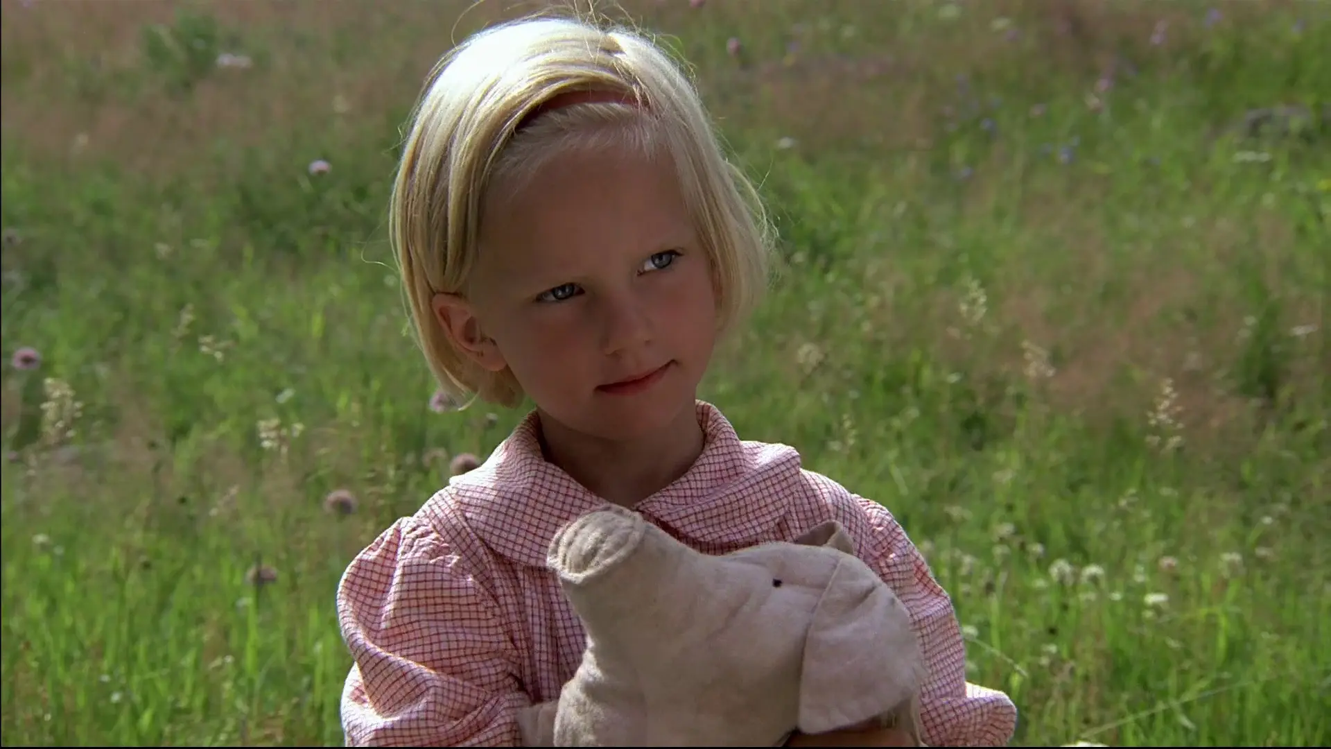 Beskrivende bilde relatert til innholdet i filmen "Lotta fra Bråkmakargata"