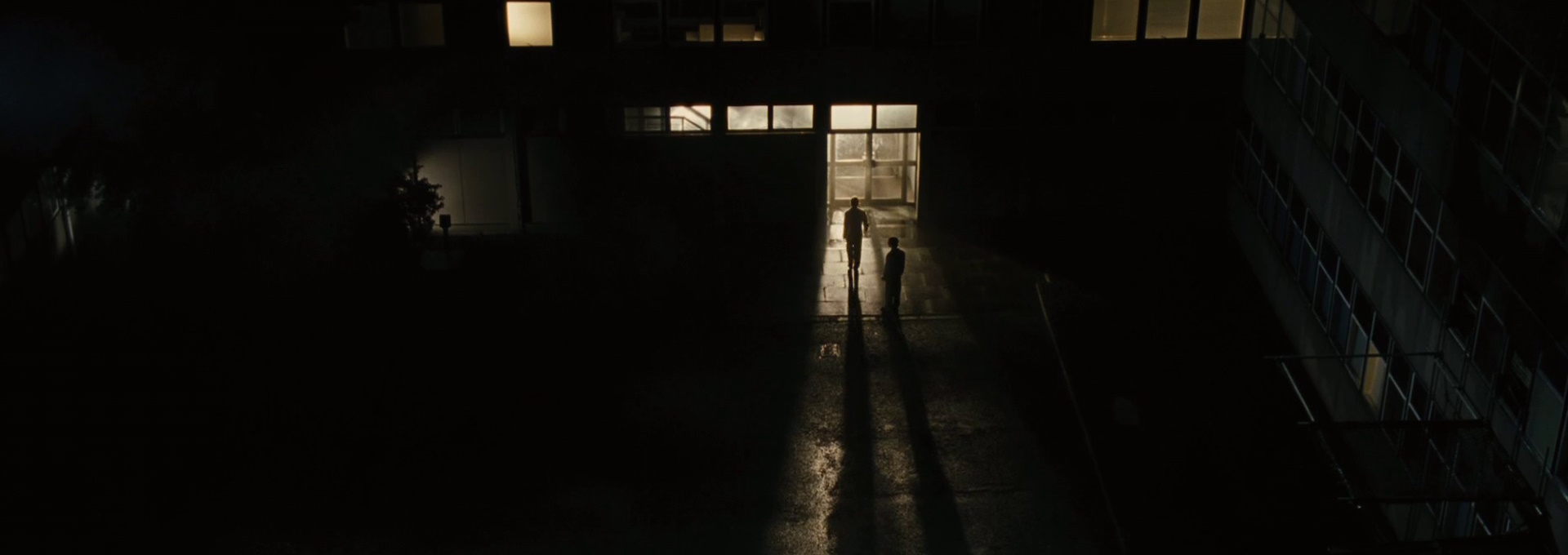 Beskrivende bilde relatert til innholdet i filmen "The double"