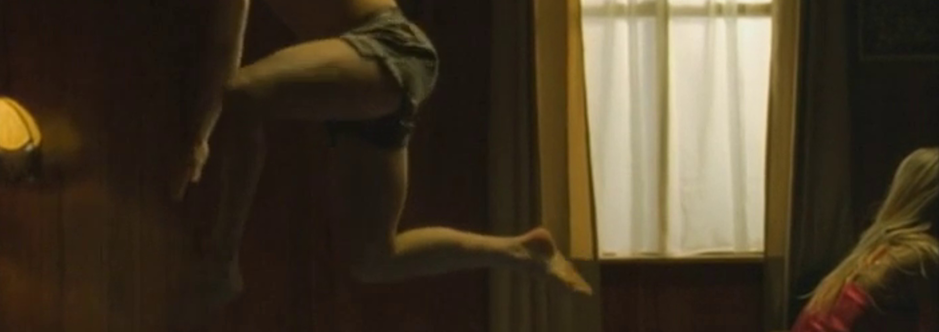 Beskrivende bilde relatert til innholdet i filmen "Moving North - 10 Short Dance Films: Burst"