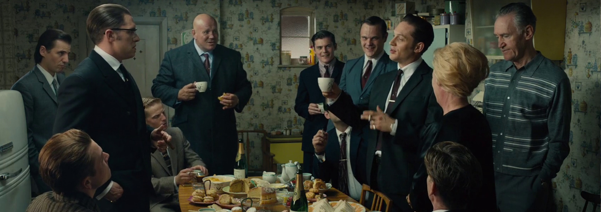 Beskrivende bilde relatert til innholdet i filmen "Legend"