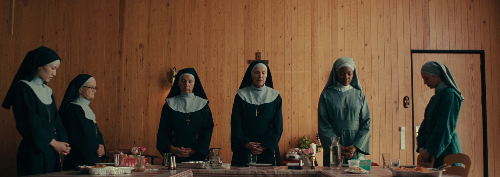 Beskrivende bilde relatert til innholdet i filmen "Den Store Stilhed"