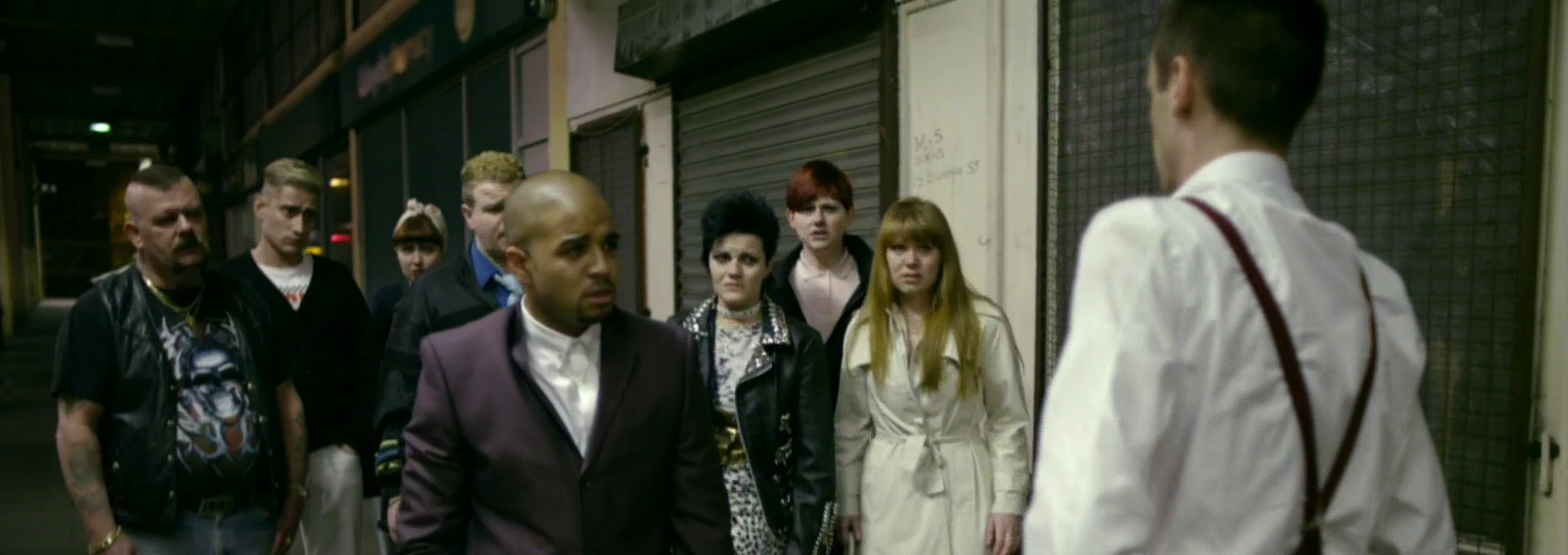 Beskrivende bilde relatert til innholdet i filmen "This is England '88 - Episode 3"