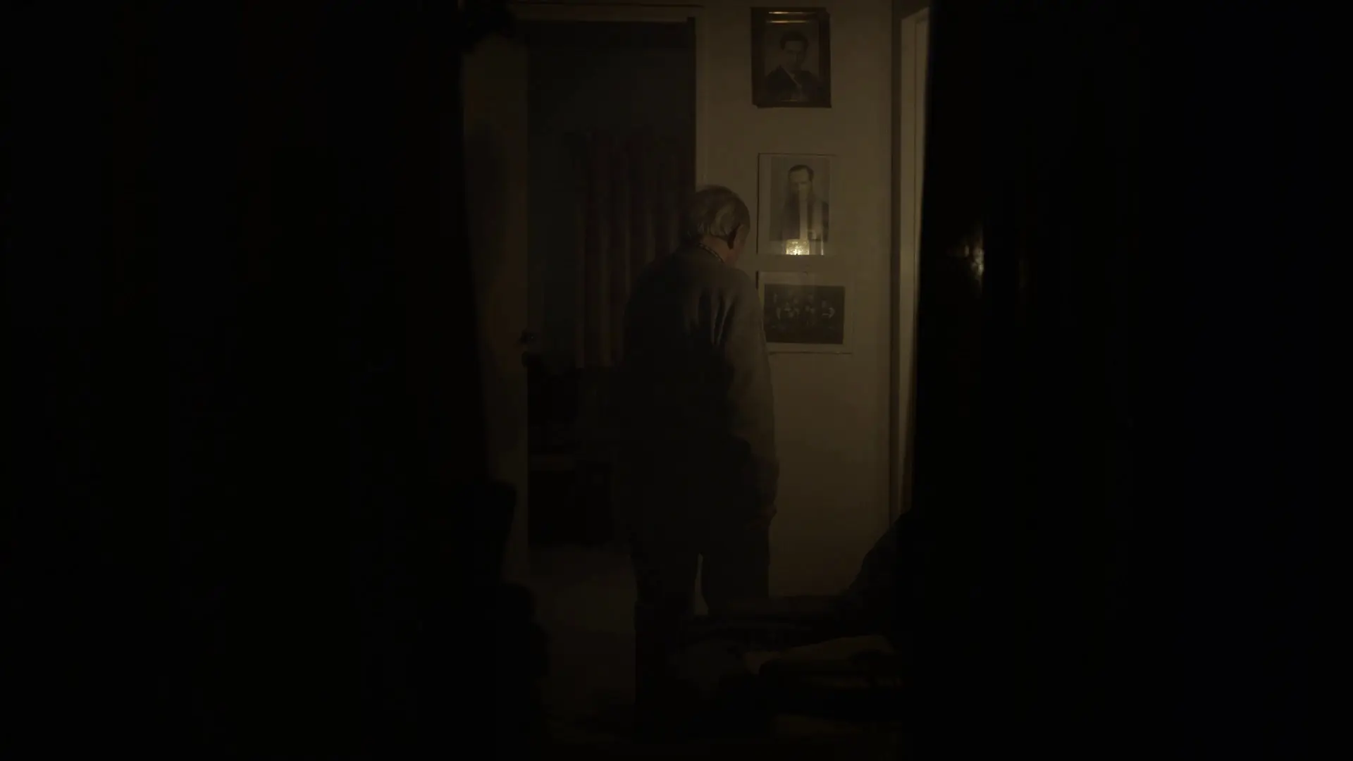Beskrivende bilde relatert til innholdet i filmen "Morfar flytter hjemmefra"