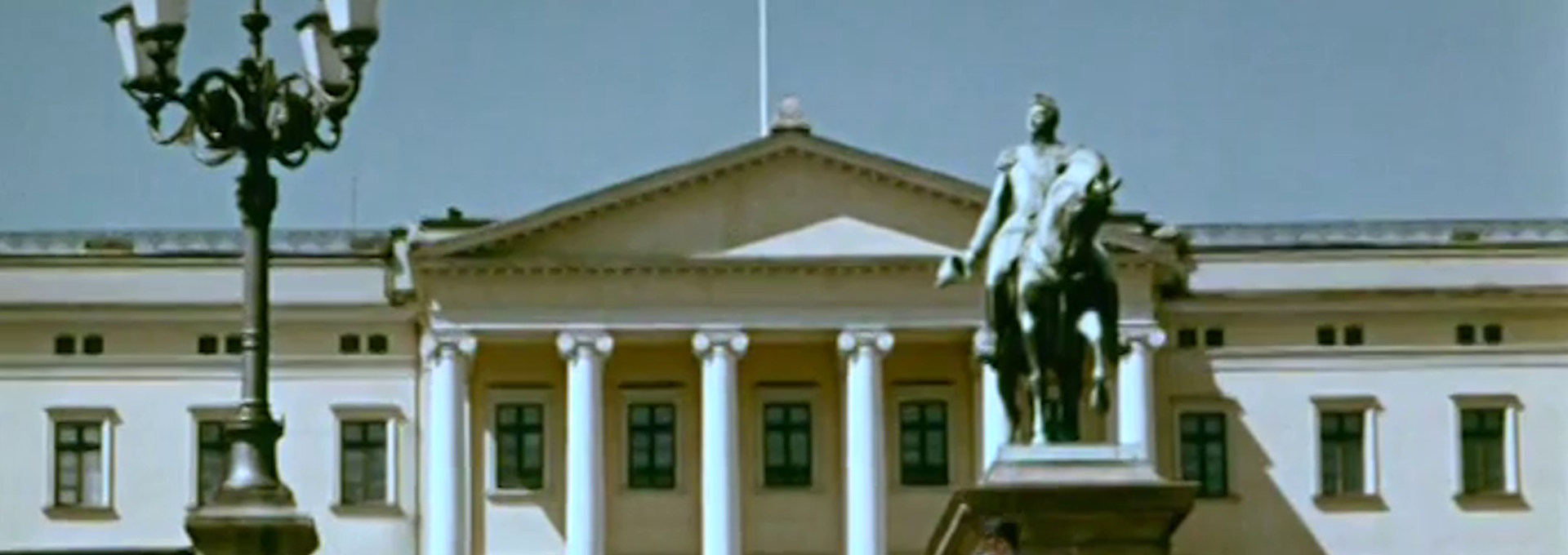 Beskrivende bilde relatert til innholdet i filmen "Sommer-Oslo fra morgen til kveld"