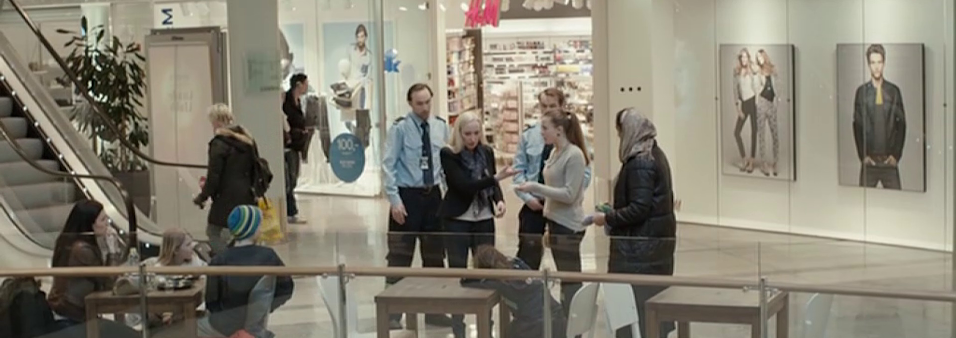 Beskrivende bilde relatert til innholdet i filmen "Money Back, Please"