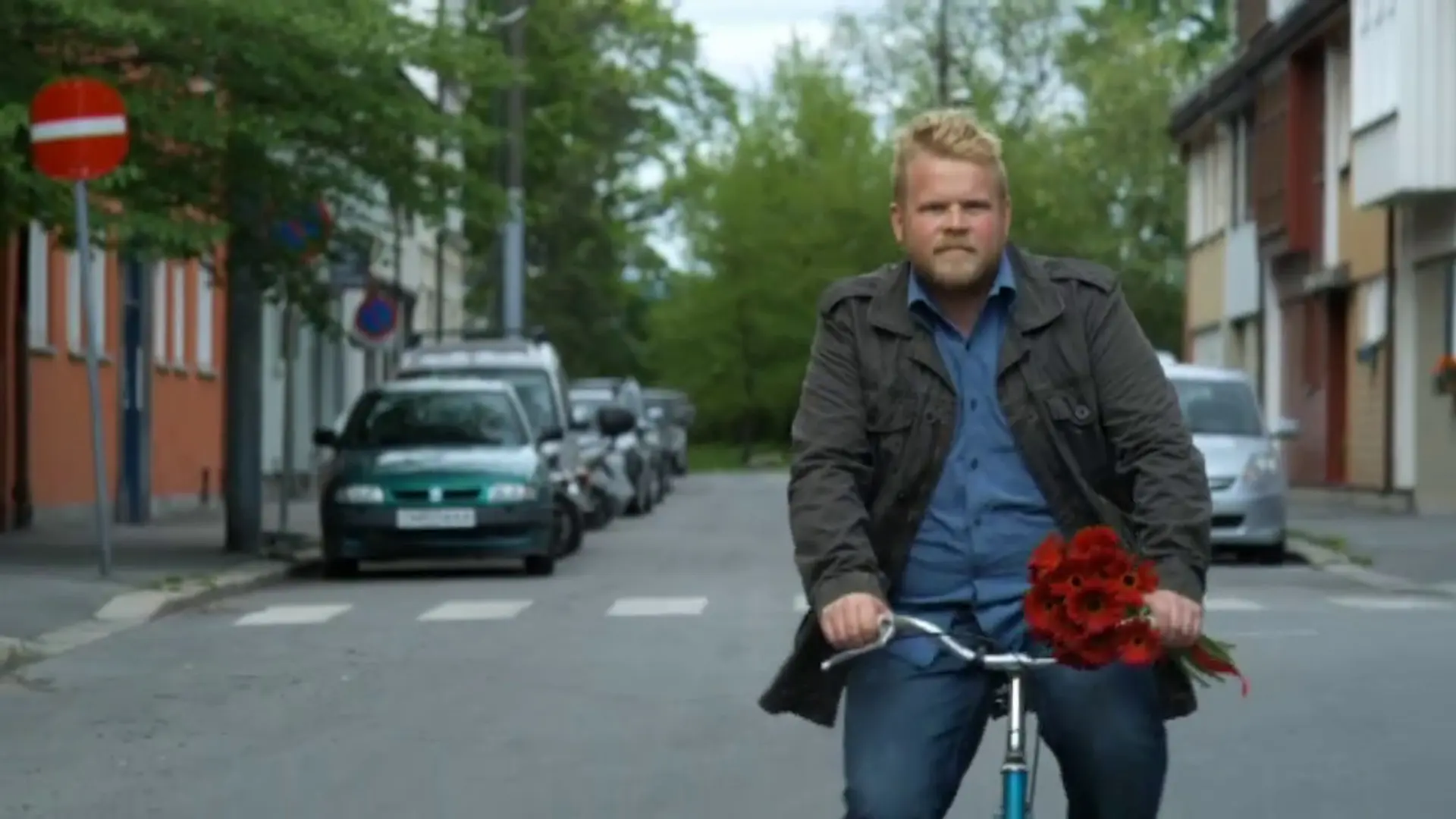 Beskrivende bilde relatert til innholdet i filmen "Min pappa av papp"