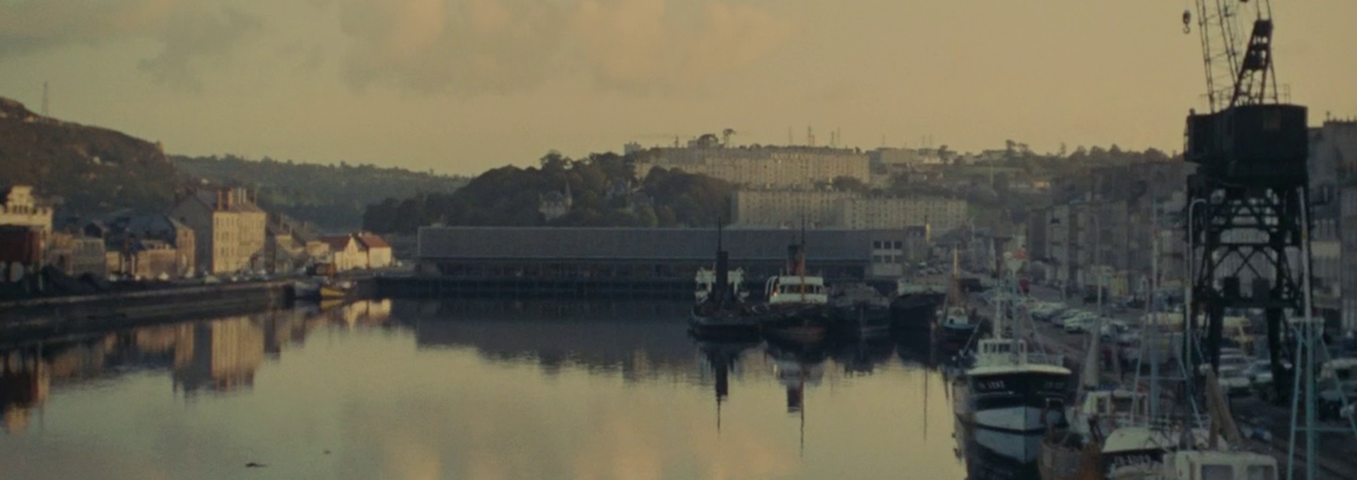 Beskrivende bilde relatert til innholdet i filmen "Paraplyene i Cherbourg"