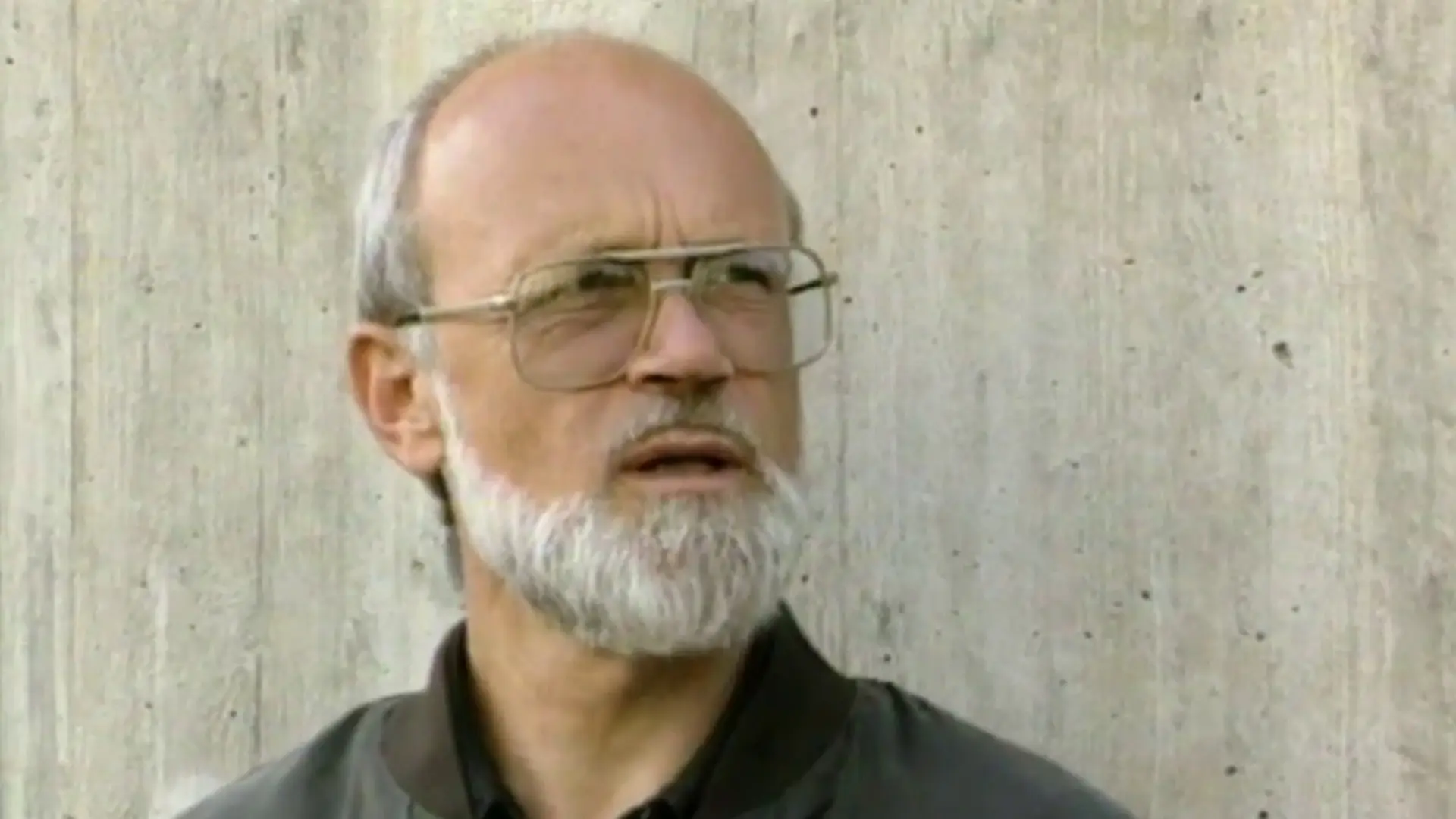 Beskrivende bilde relatert til innholdet i filmen "Om hundrede aar er alting glemt"