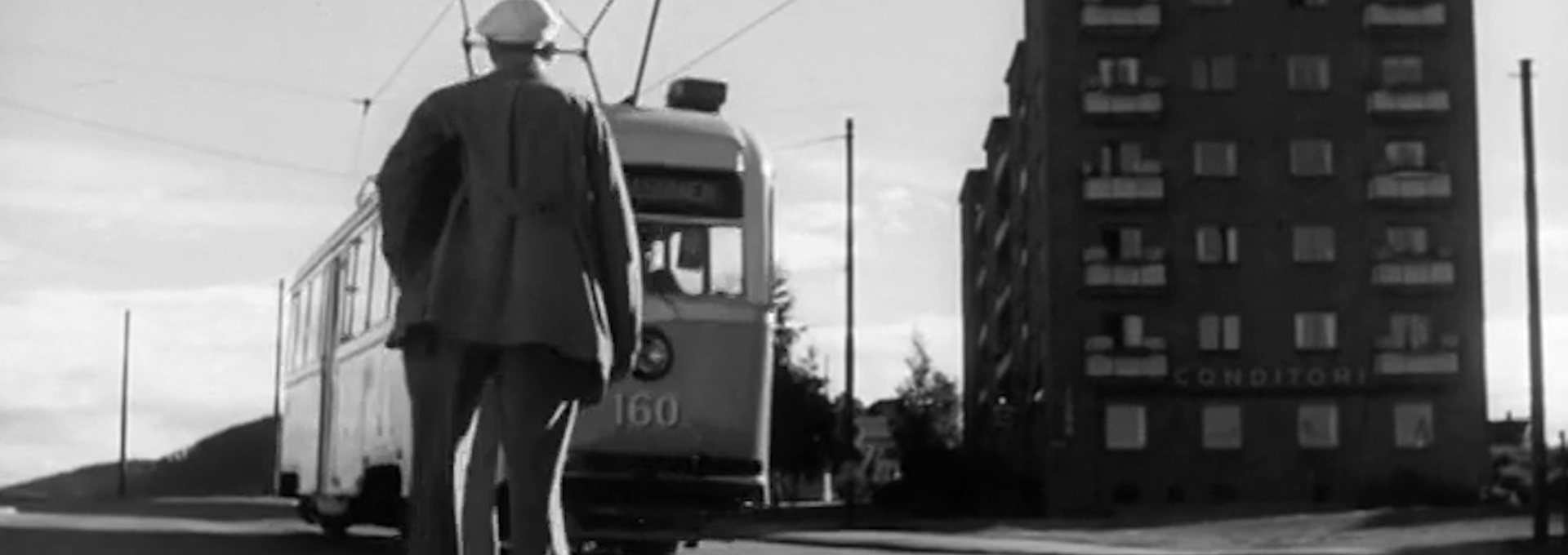 Beskrivende bilde relatert til innholdet i filmen "Buss og trikk"
