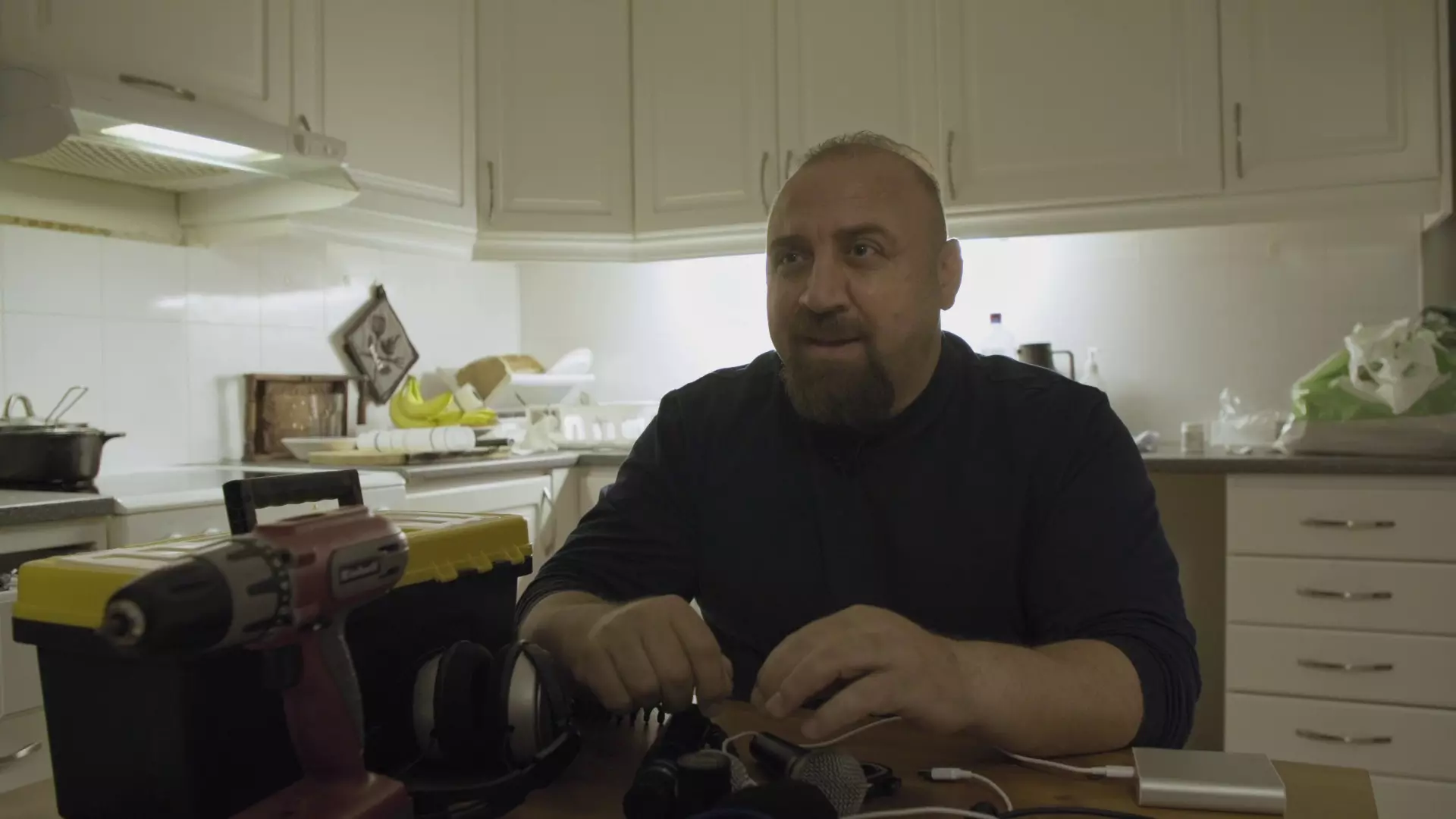 Beskrivende bilde relatert til innholdet i filmen "Syrialism"