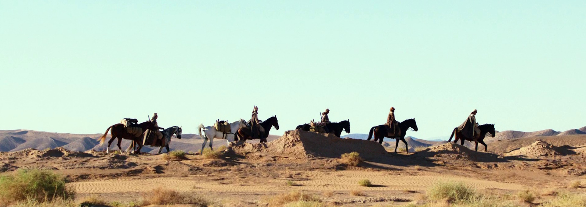 Beskrivende bilde relatert til innholdet i filmen "Waiting for the Barbarians"