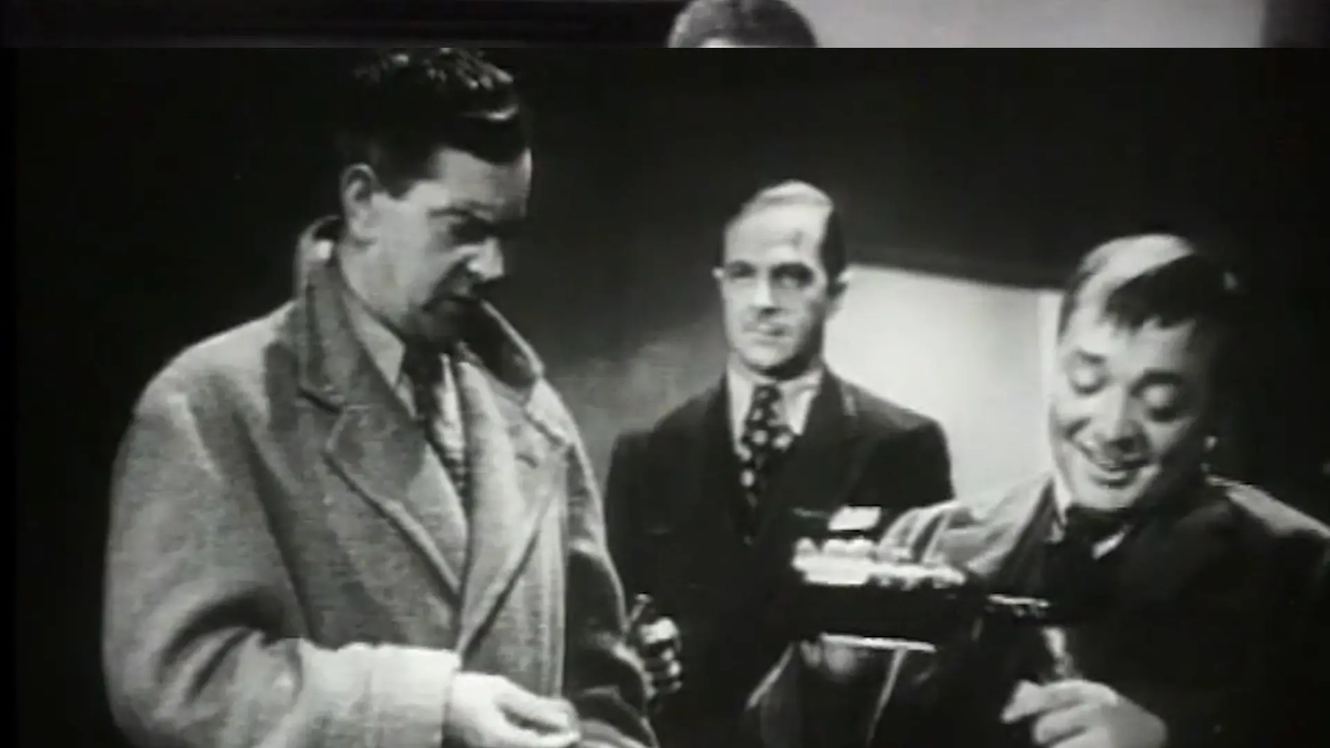 Beskrivende bilde relatert til innholdet i filmen "Man Who Knew Too Much, The"