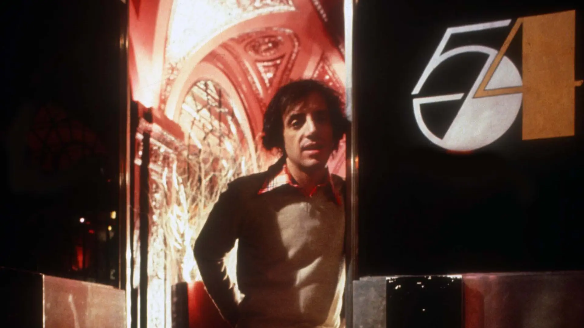 Beskrivende bilde relatert til innholdet i filmen "Studio 54"