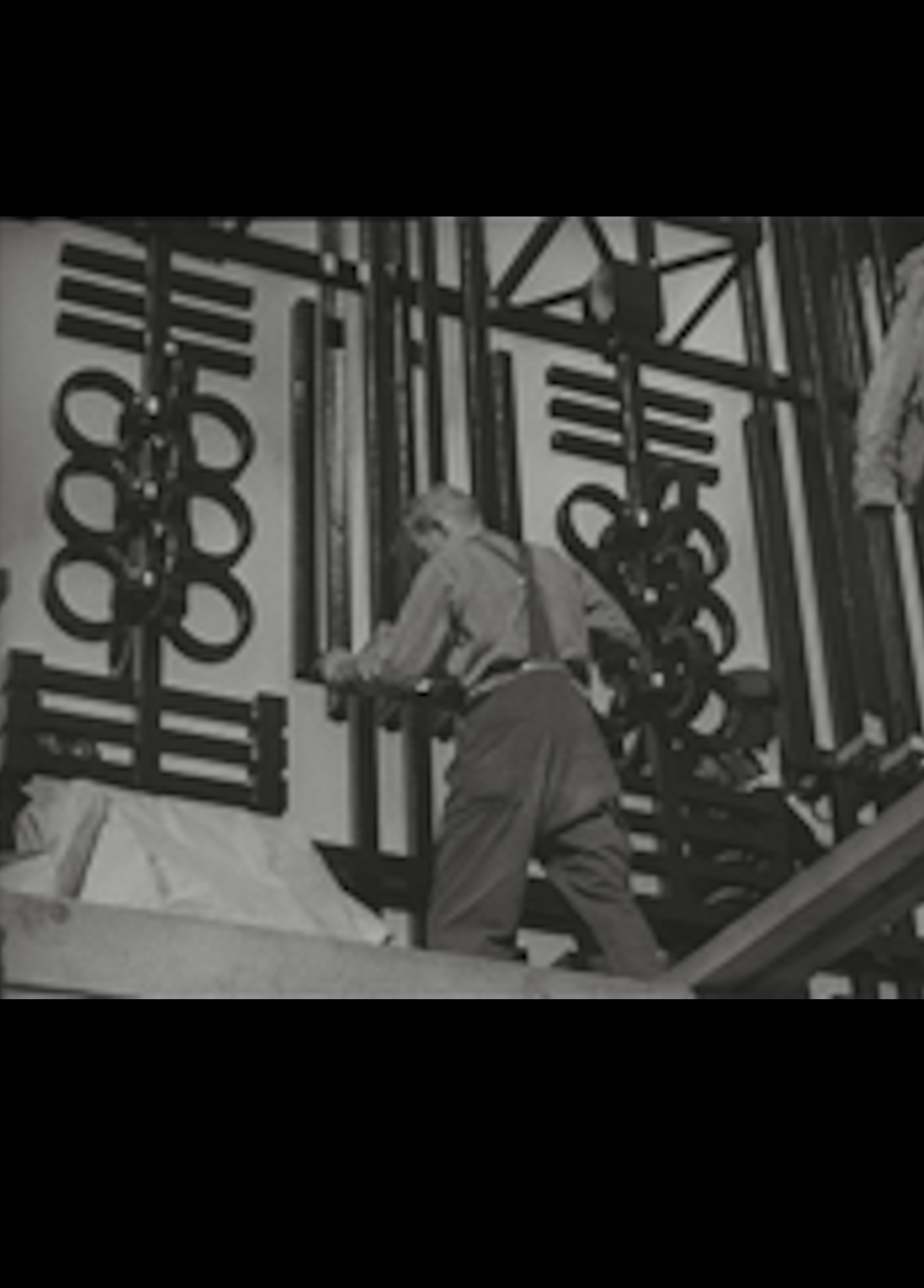 Beskrivende bilde relatert til innholdet i filmen "Norsk Films revy nr. 5, 1941"