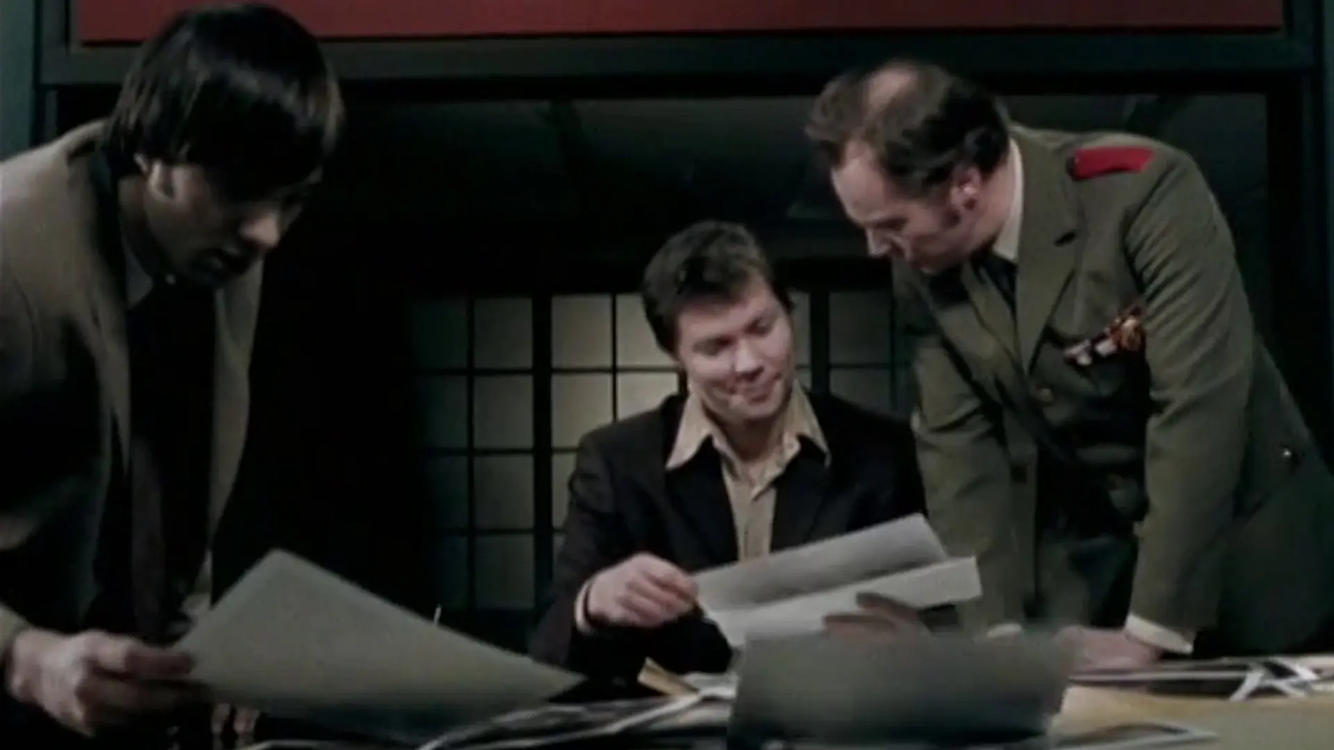 Beskrivende bilde relatert til innholdet i filmen "Regjeringen Martin"