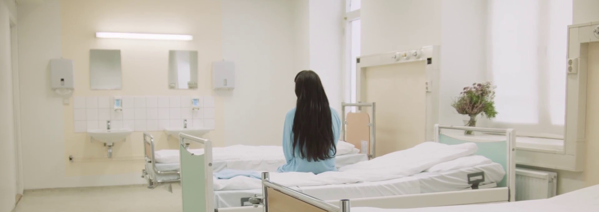 Beskrivende bilde relatert til innholdet i filmen "Science and Blood Tests"