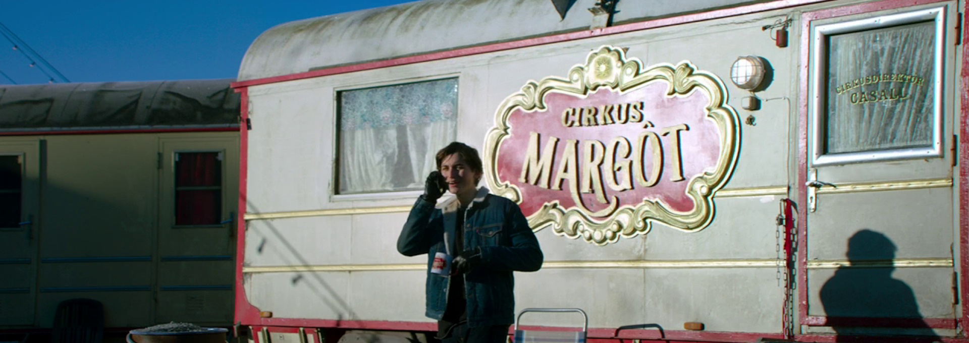 Beskrivende bilde relatert til innholdet i filmen "Vilken jävla cirkus"