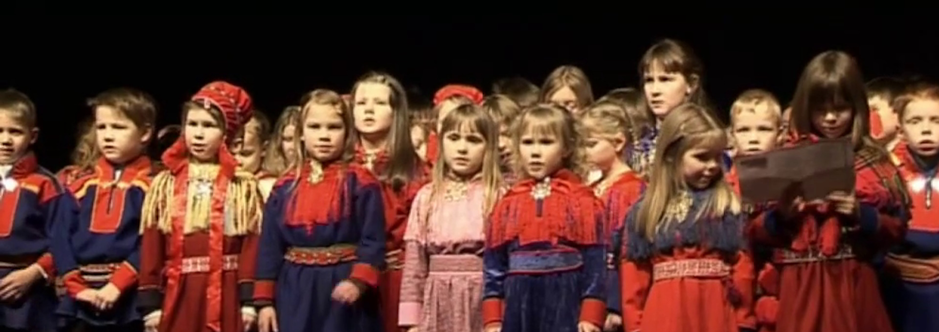 Beskrivende bilde relatert til innholdet i filmen "Fjellfinnhua"
