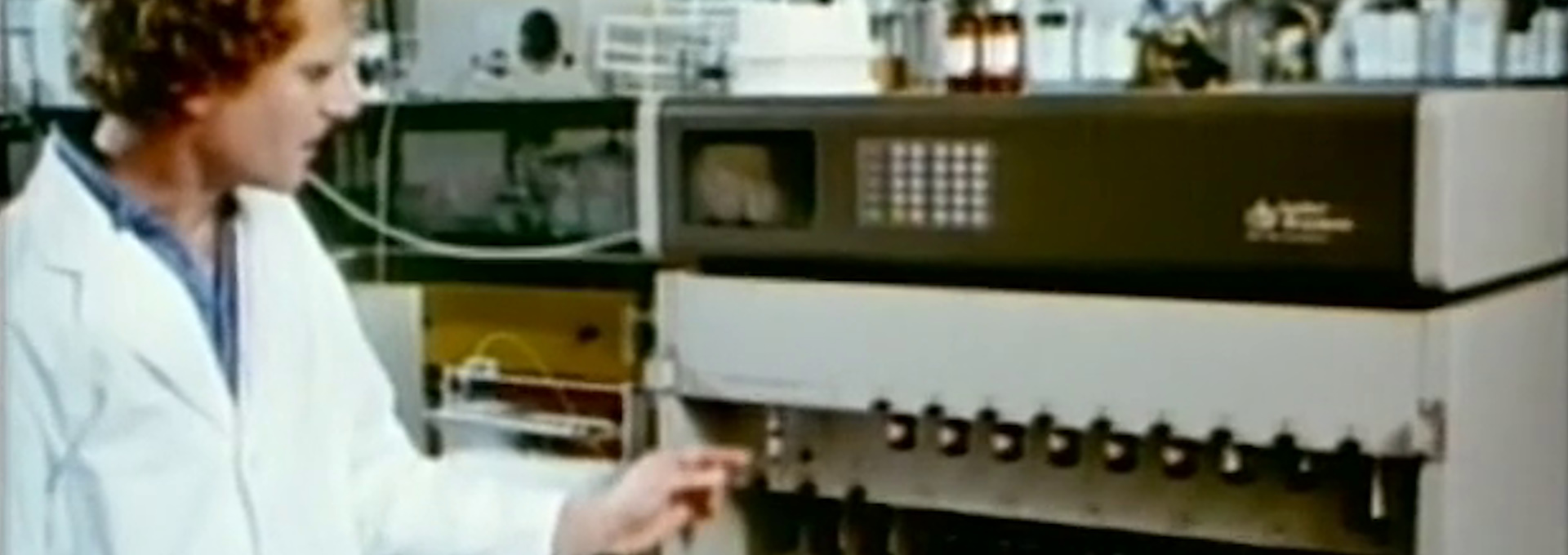 Beskrivende bilde relatert til innholdet i filmen "Genmodifisering og proteinsyntese"