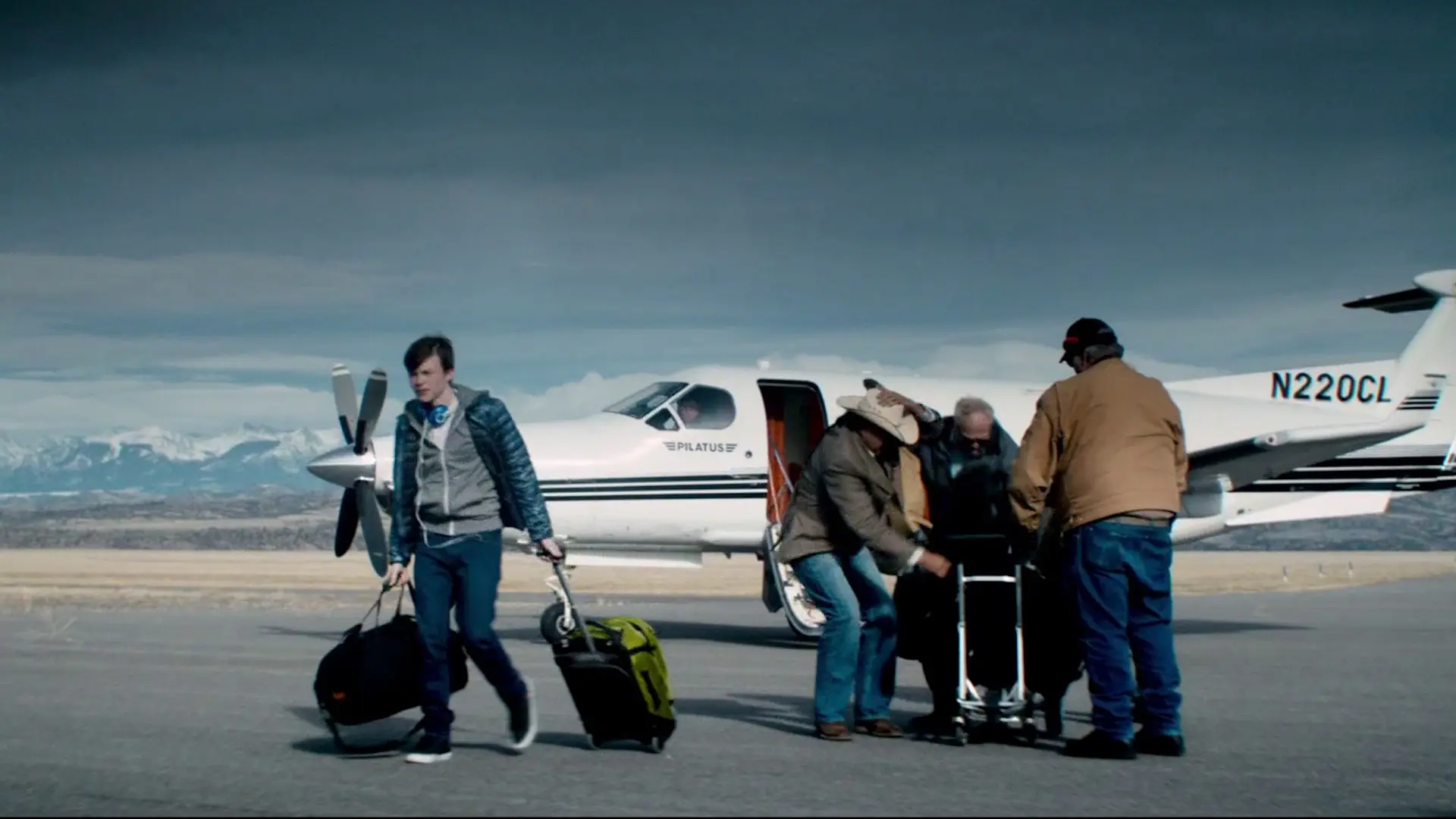 Beskrivende bilde relatert til innholdet i filmen "Walking Out"