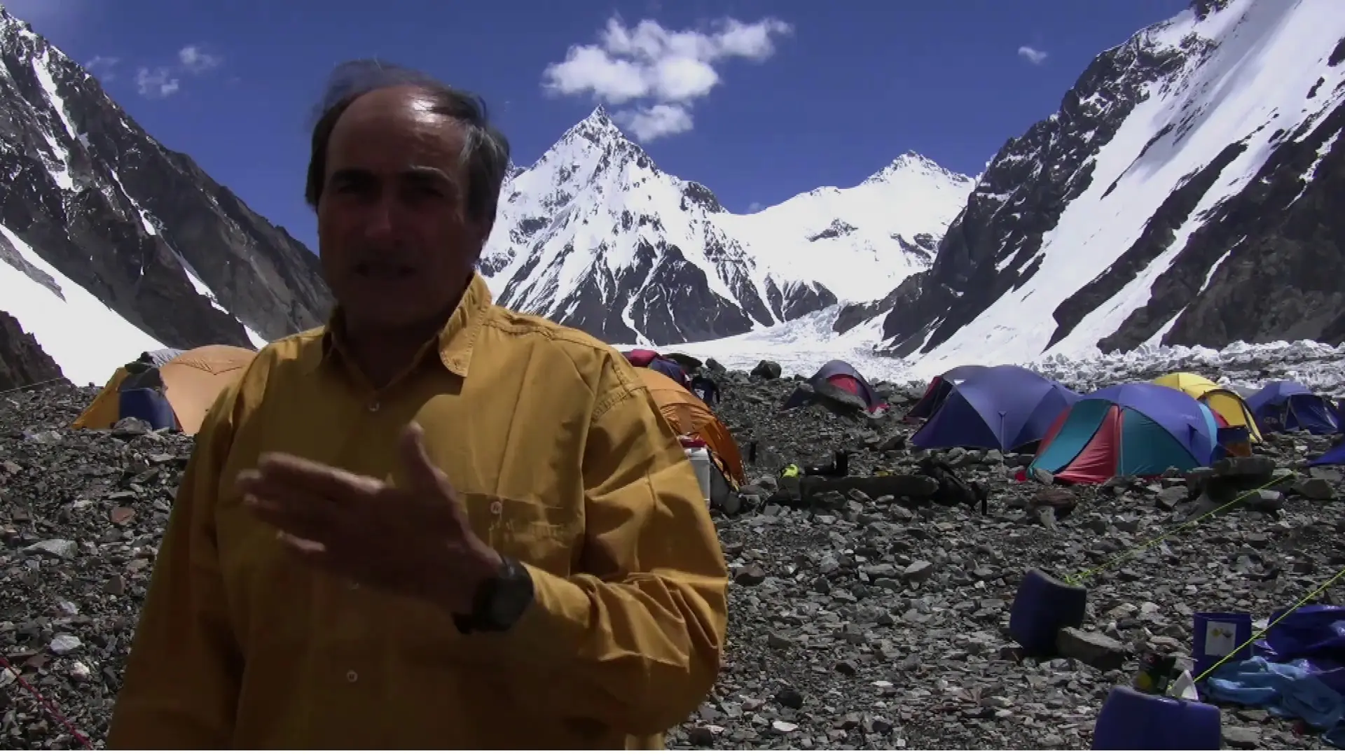 Beskrivende bilde relatert til innholdet i filmen "The Summit"