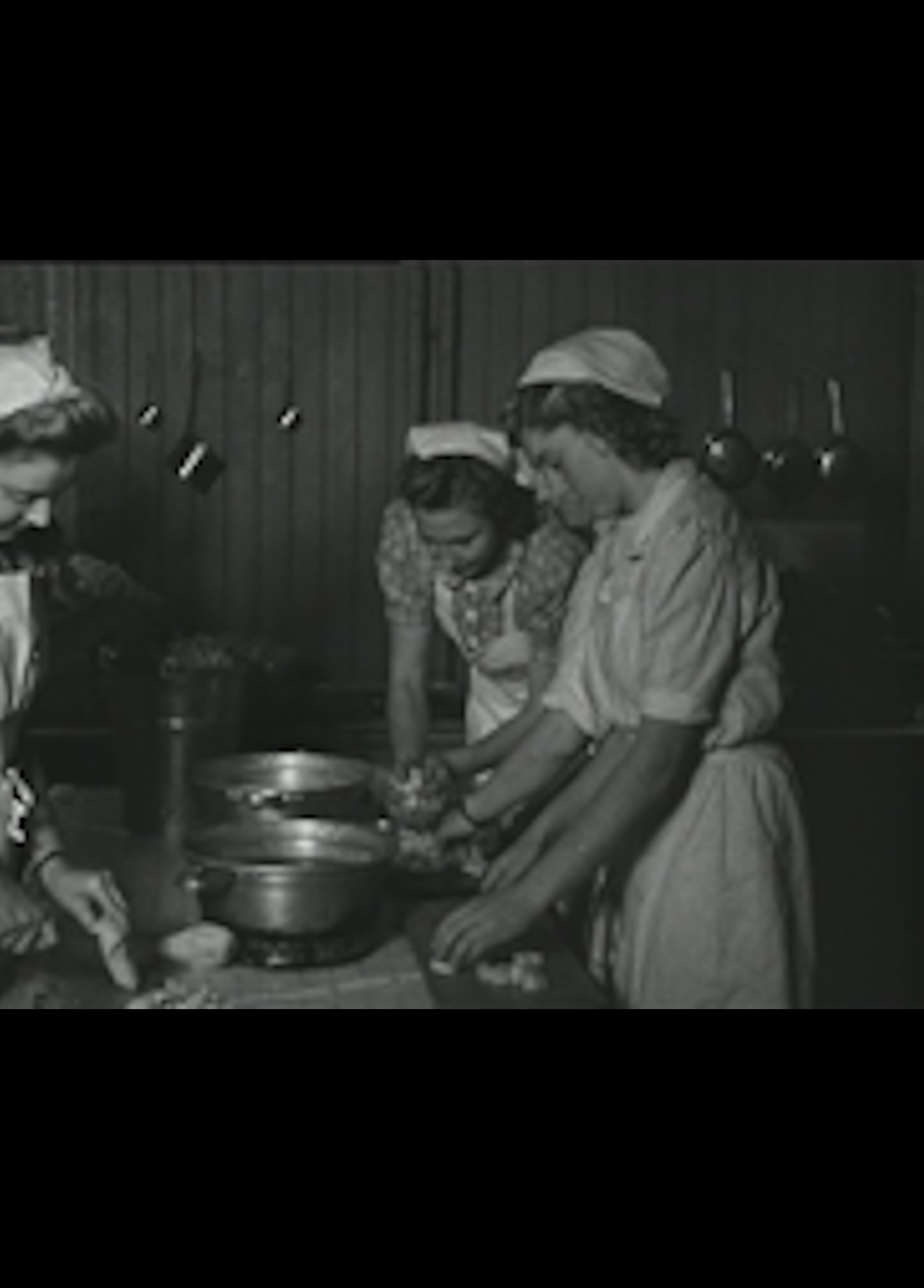 Beskrivende bilde relatert til innholdet i filmen "Norsk Films revy nr. 11, 1941"