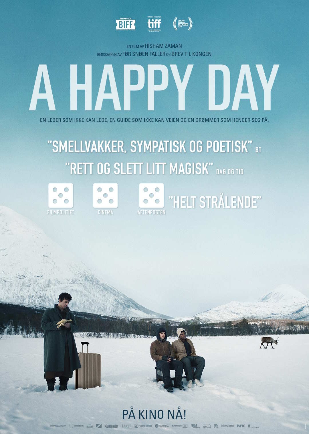Filmplakat til "A Happy Day". Tre unge gutter i et snølandskap. Et reinsdyr i bakgrunnen. Foto