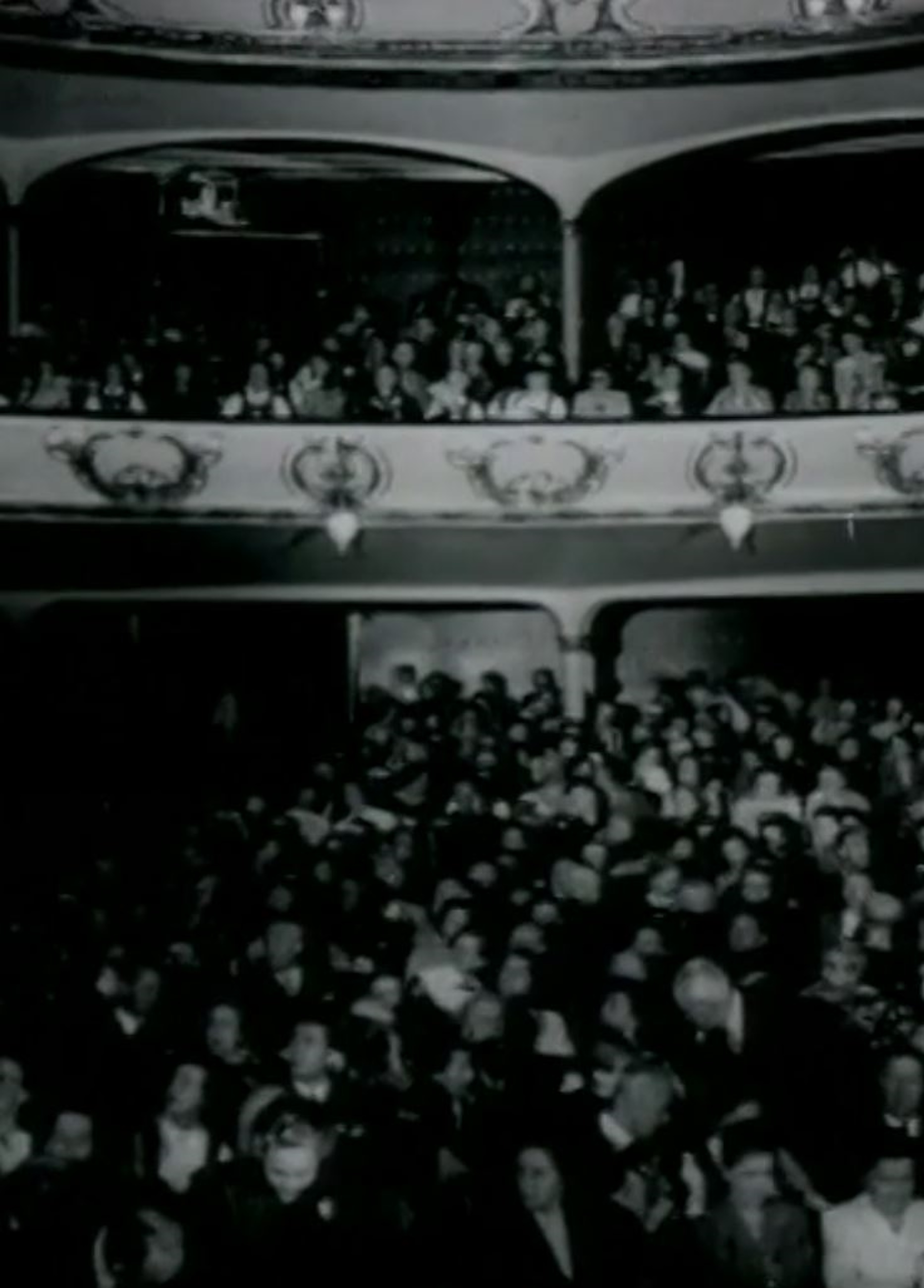 Beskrivende bilde relatert til innholdet i filmen "Hver kveld kl. 20"