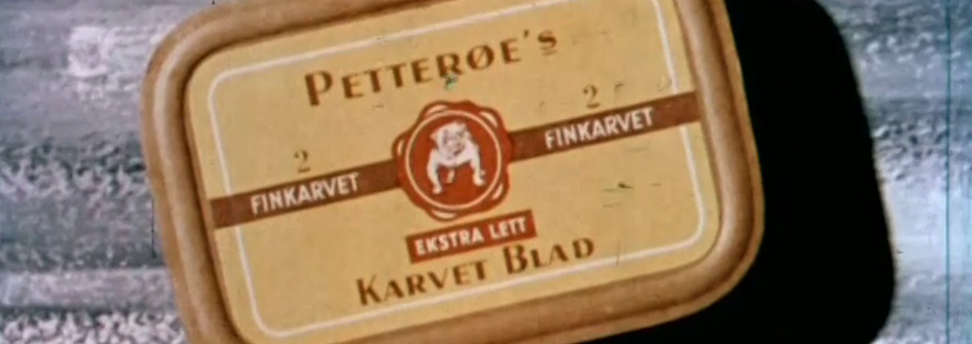 Beskrivende bilde relatert til innholdet i filmen "Petterøe's karvet blad ekstra lett : slagboret"