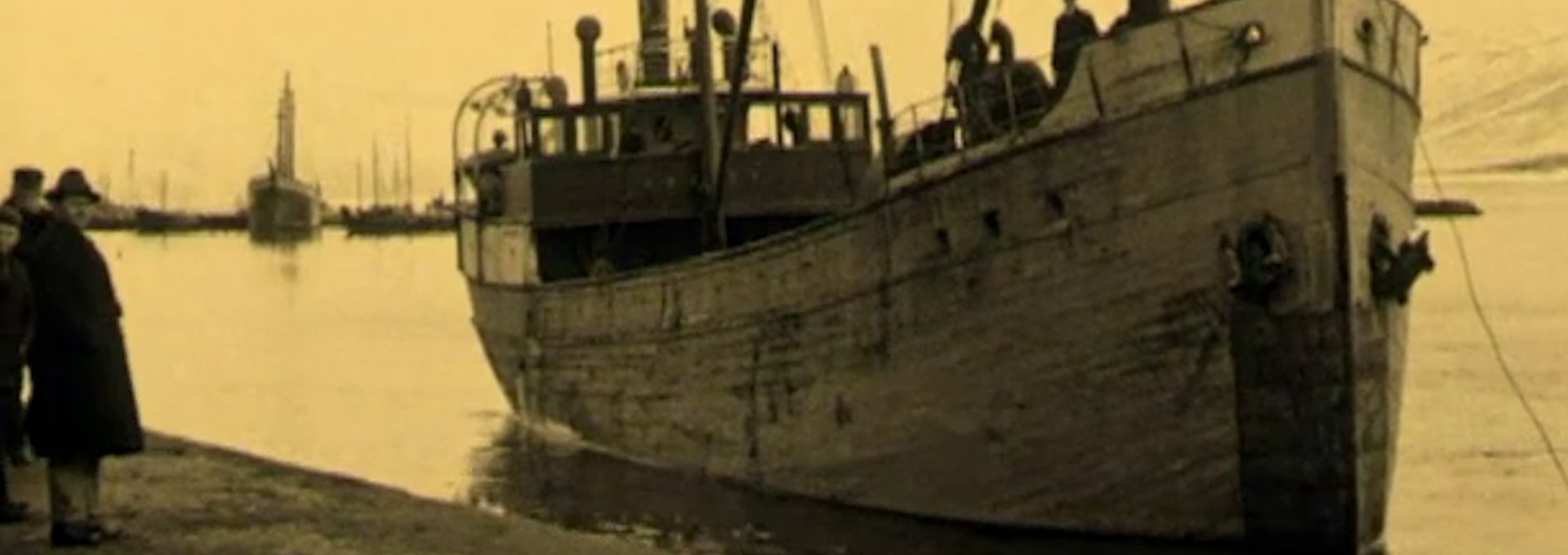 Beskrivende bilde relatert til innholdet i filmen "Roald Amundsen – Lincoln Ellsworths flyveekspedisjon 1925"