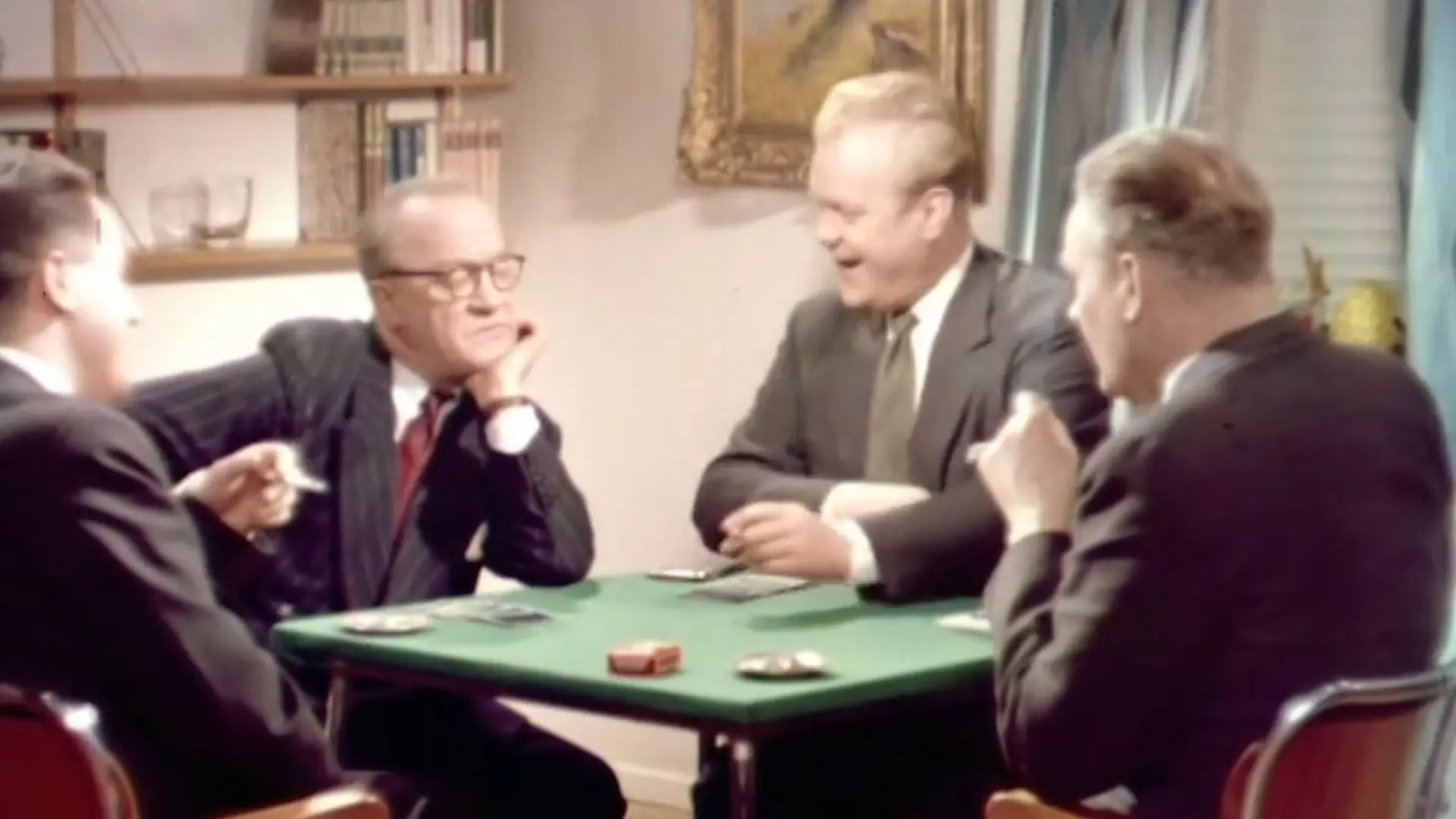 Beskrivende bilde relatert til innholdet i filmen "South state : kortspill"
