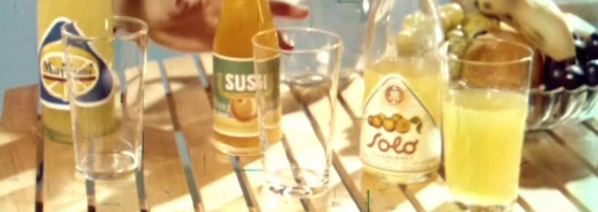 Beskrivende bilde relatert til innholdet i filmen "Solo Susi, Miami og Isi-cola : aktiebryggeriet"