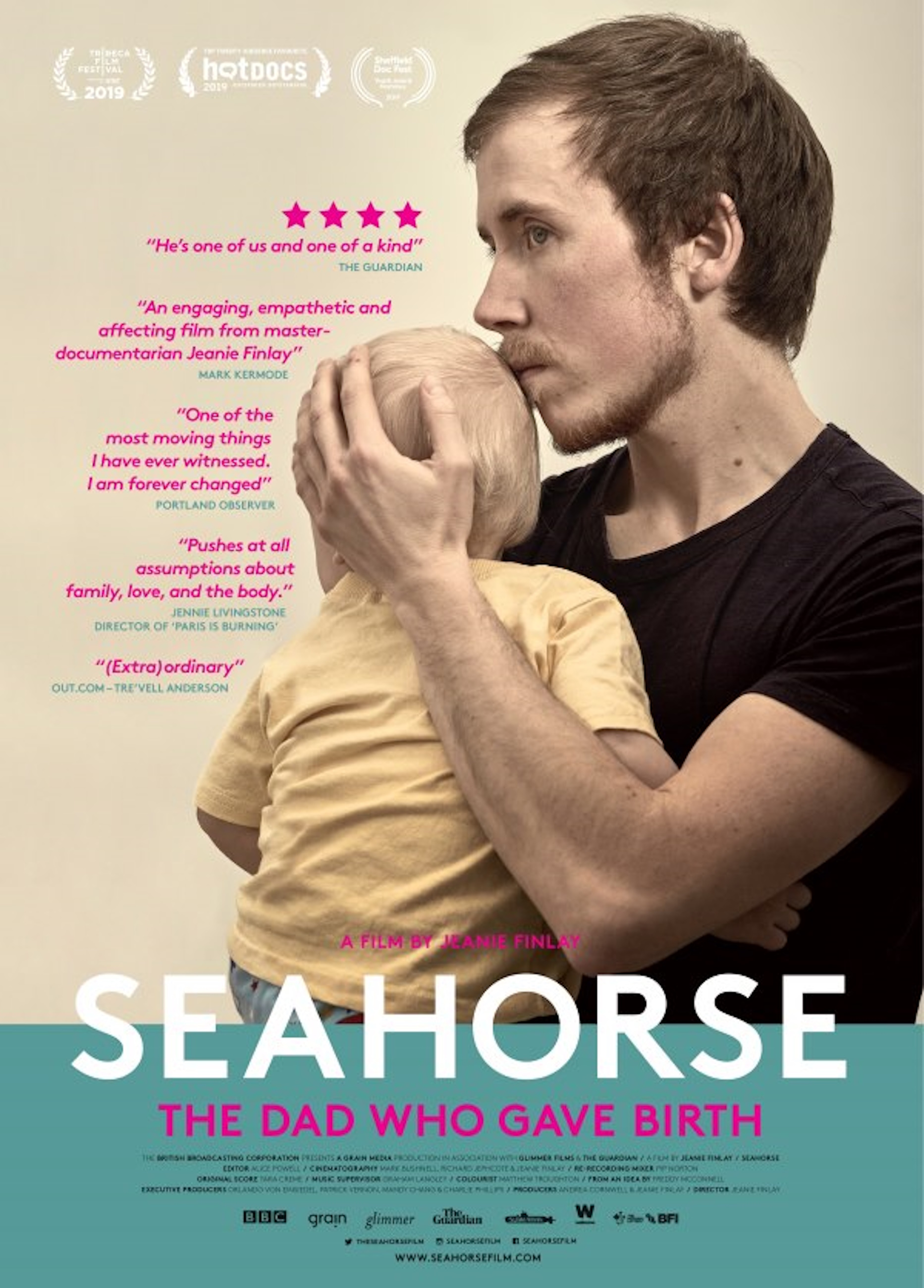 Beskrivende bilde relatert til innholdet i filmen "Seahorse - Pappaen som fødte barn (kort versjon)"