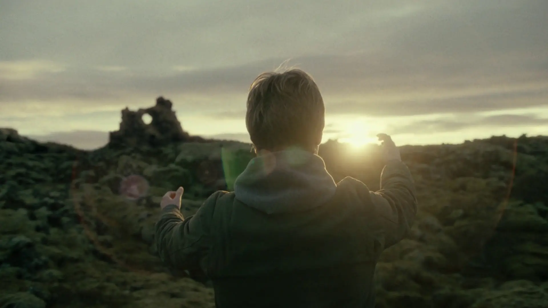 Beskrivende bilde relatert til innholdet i filmen "Beautiful Beings"