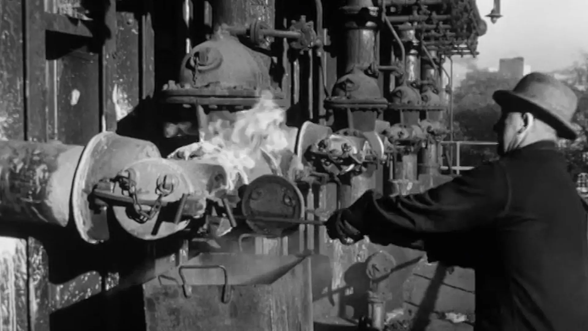 Beskrivende bilde relatert til innholdet i filmen "Gass har fremtiden for seg : Oslo gassverk"