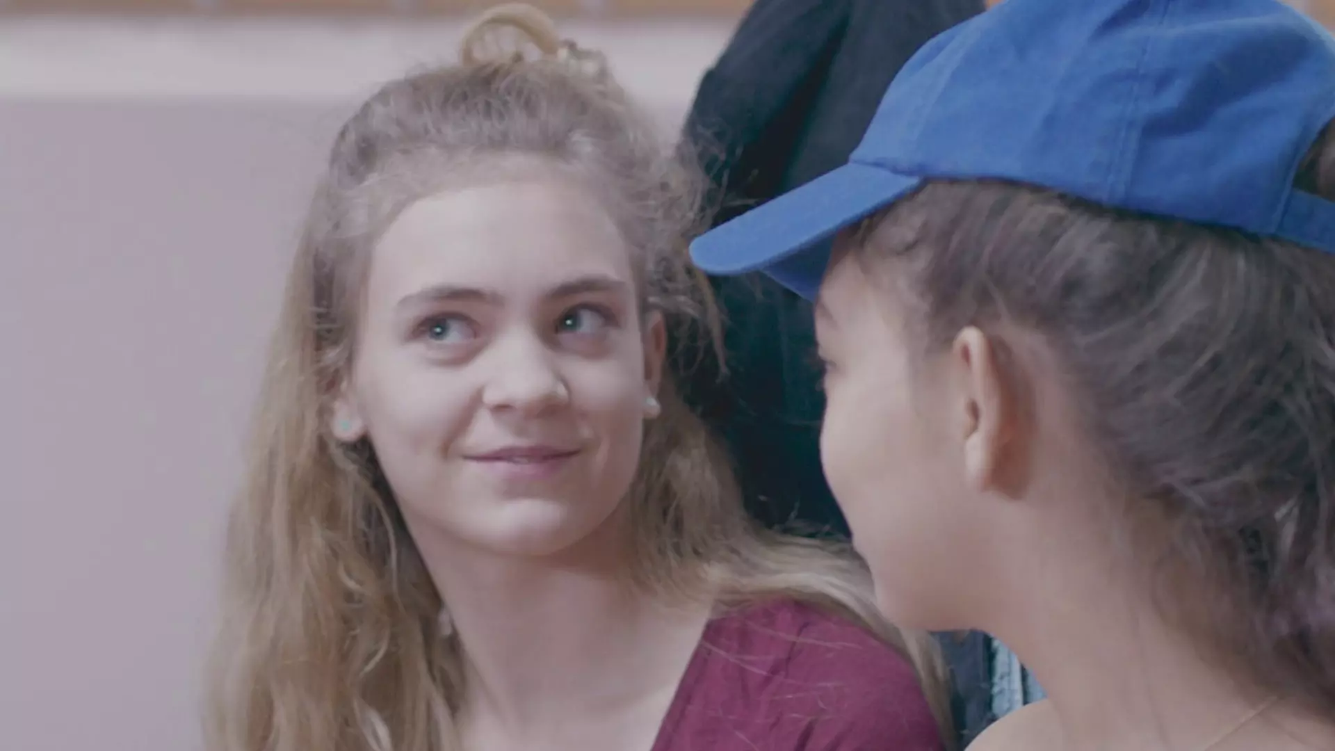 Beskrivende bilde relatert til innholdet i filmen "Tjejernas Omklädningsrum"