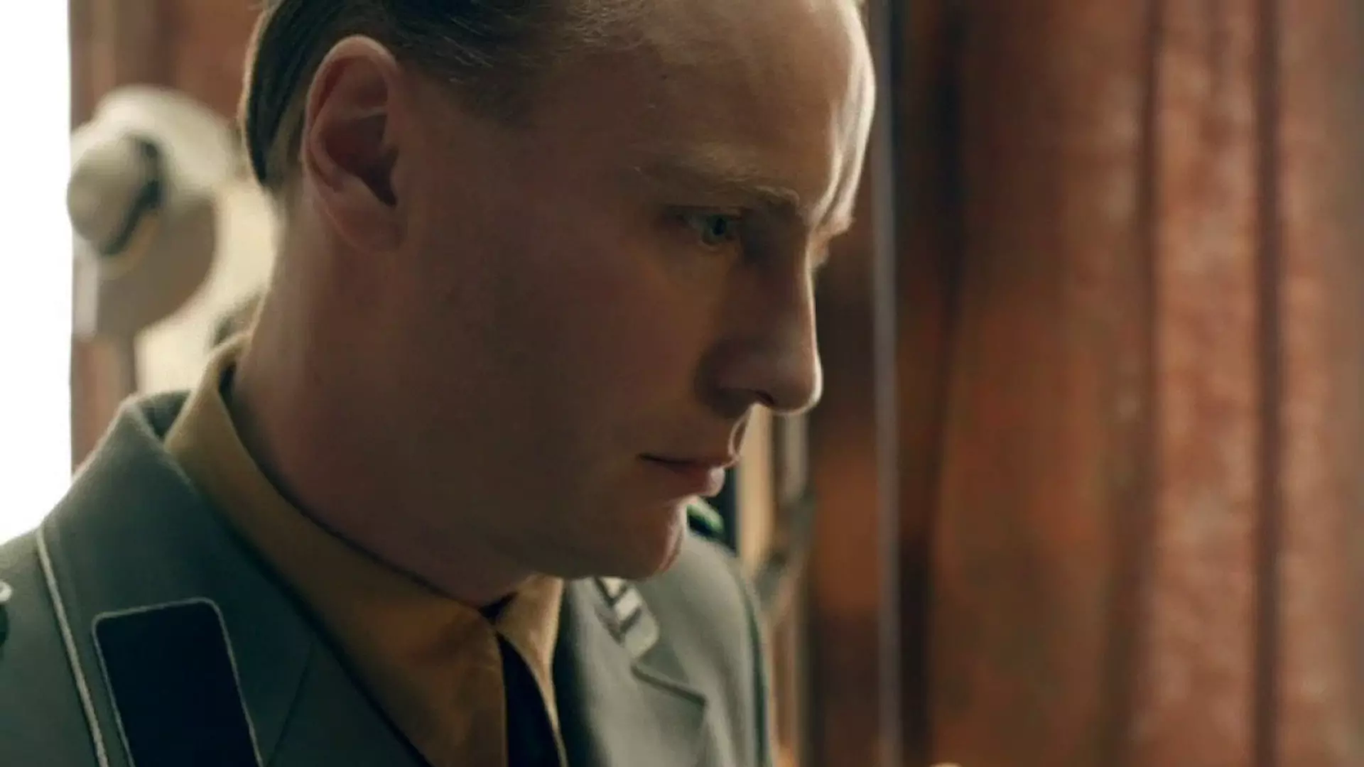 Beskrivende bilde relatert til innholdet i filmen "Krigens unge hjerter Del 3"
