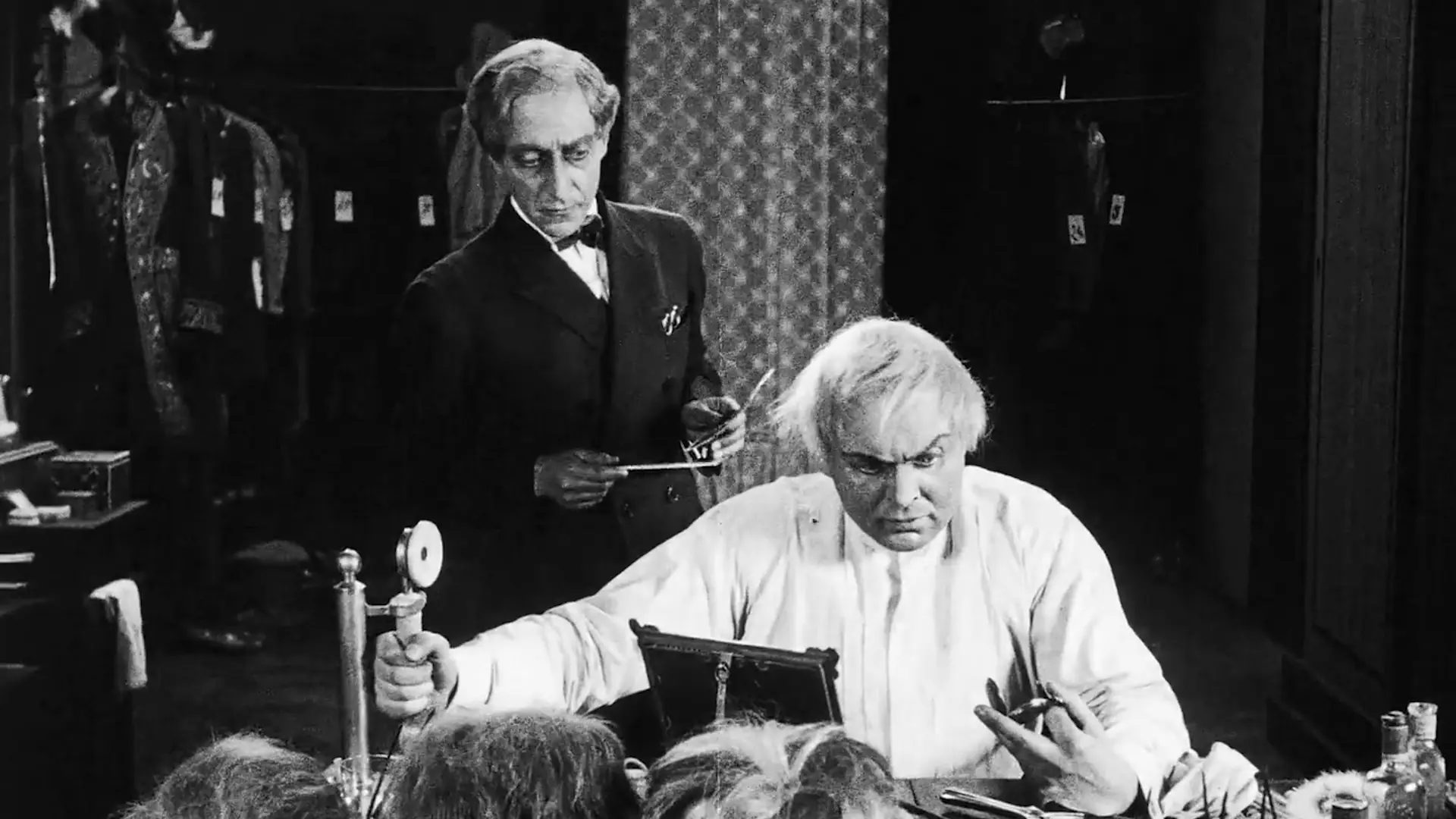 Beskrivende bilde relatert til innholdet i filmen "Dr. Mabuse the Gambler"