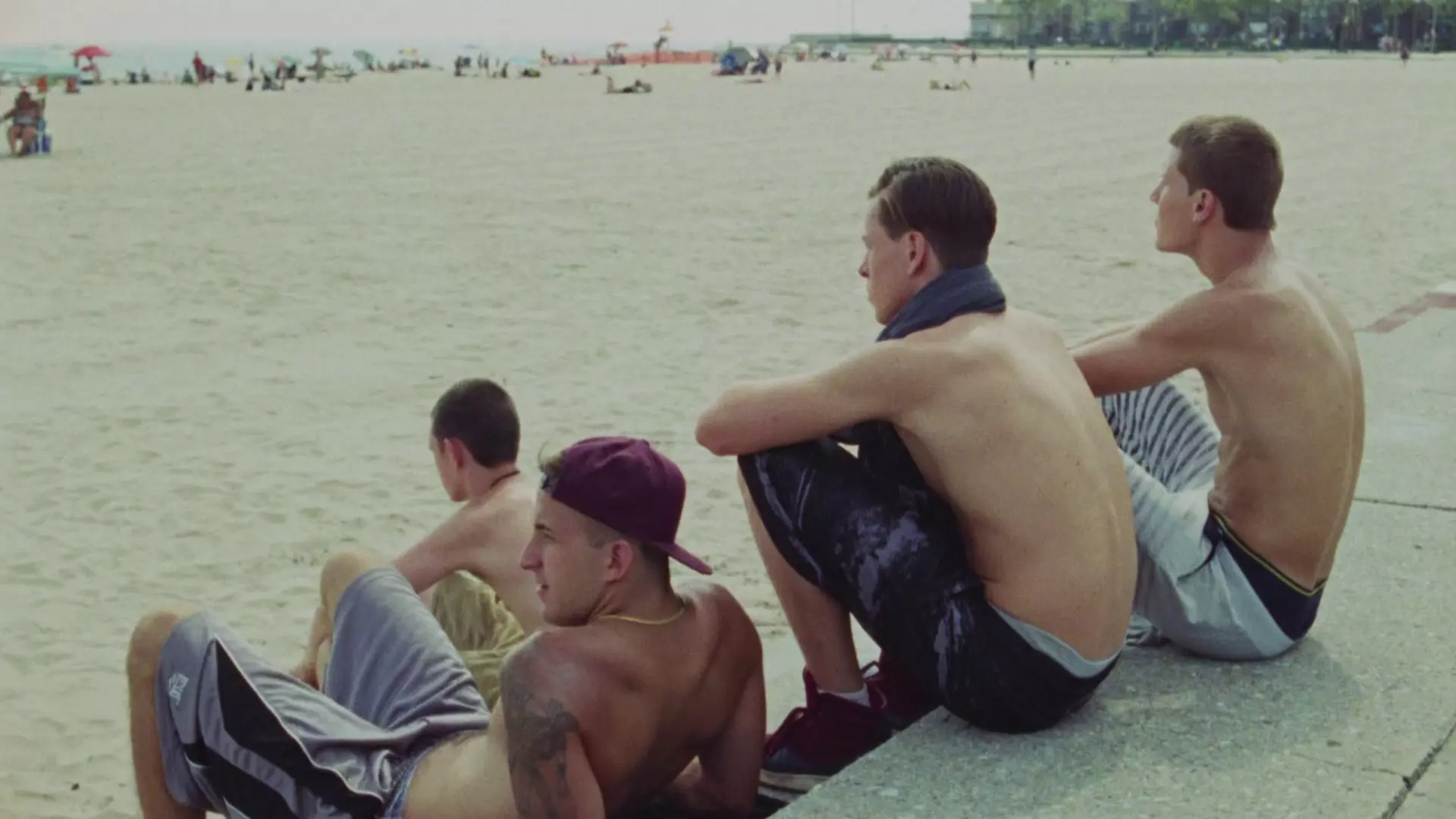 Beskrivende bilde relatert til innholdet i filmen "Beach rats"