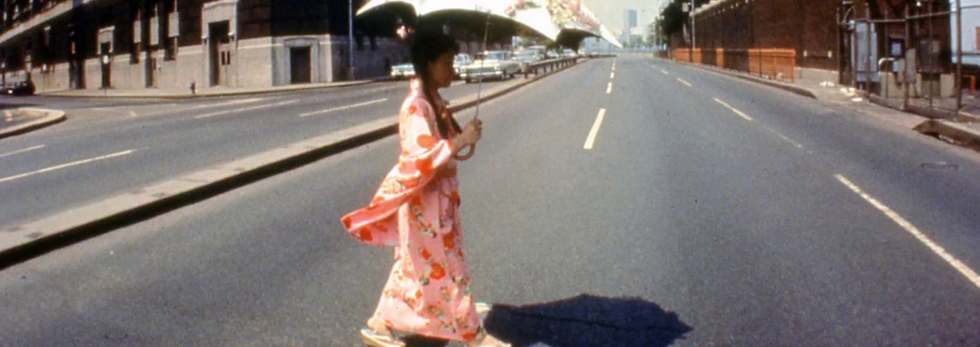 Beskrivende bilde relatert til innholdet i filmen "Kusama: Infinity"