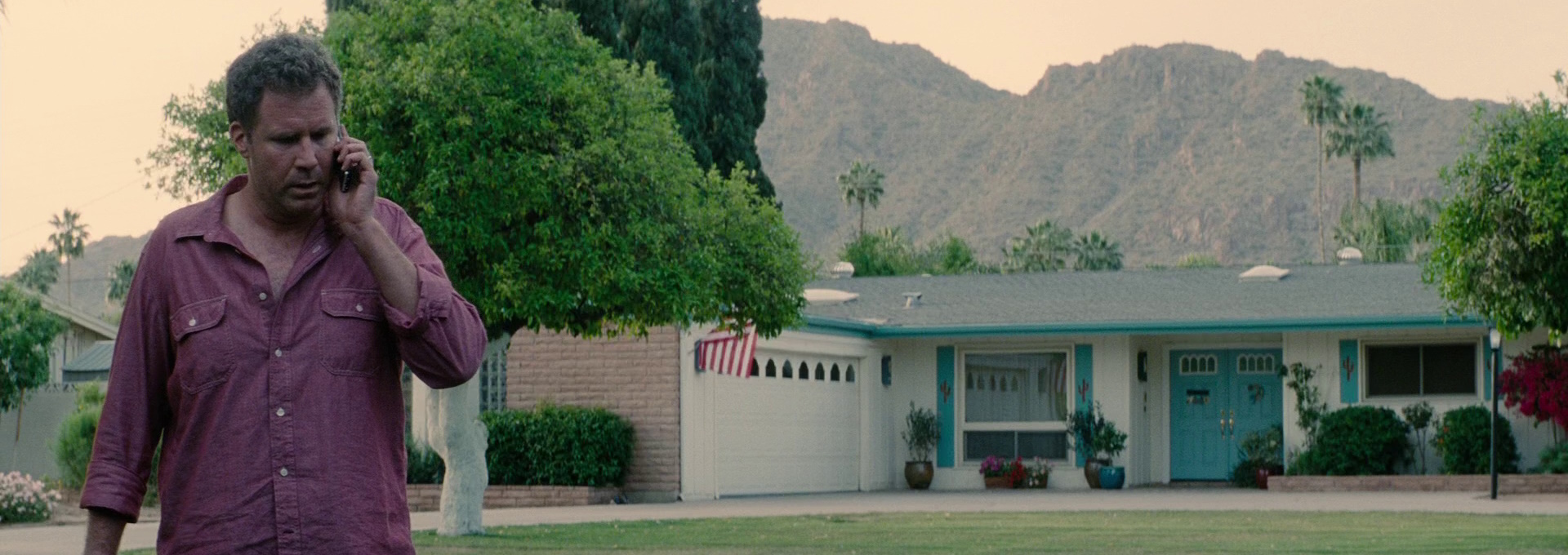 Beskrivende bilde relatert til innholdet i filmen "Neighbor for Sale"