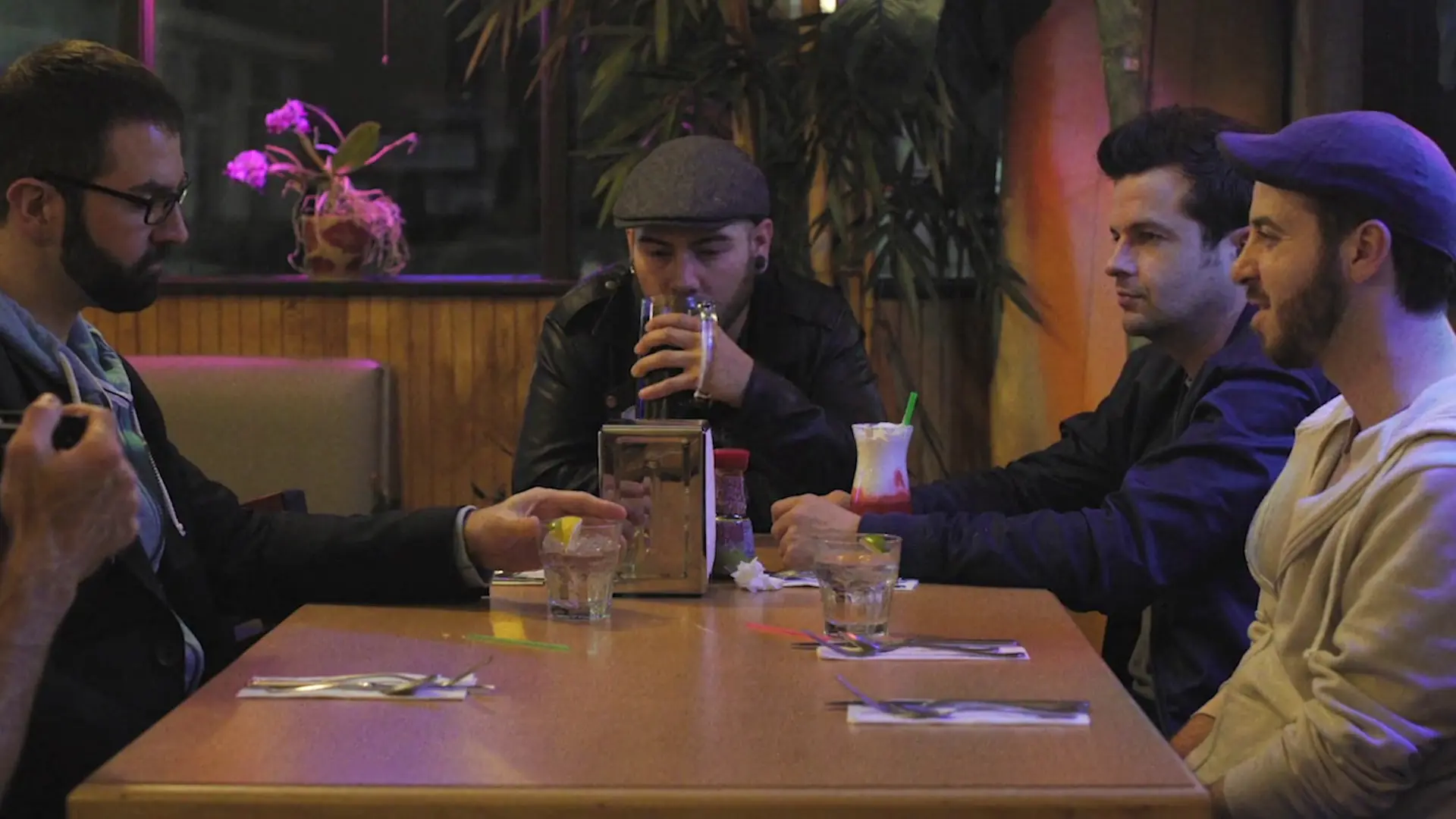 Beskrivende bilde relatert til innholdet i filmen "Ultra Low"