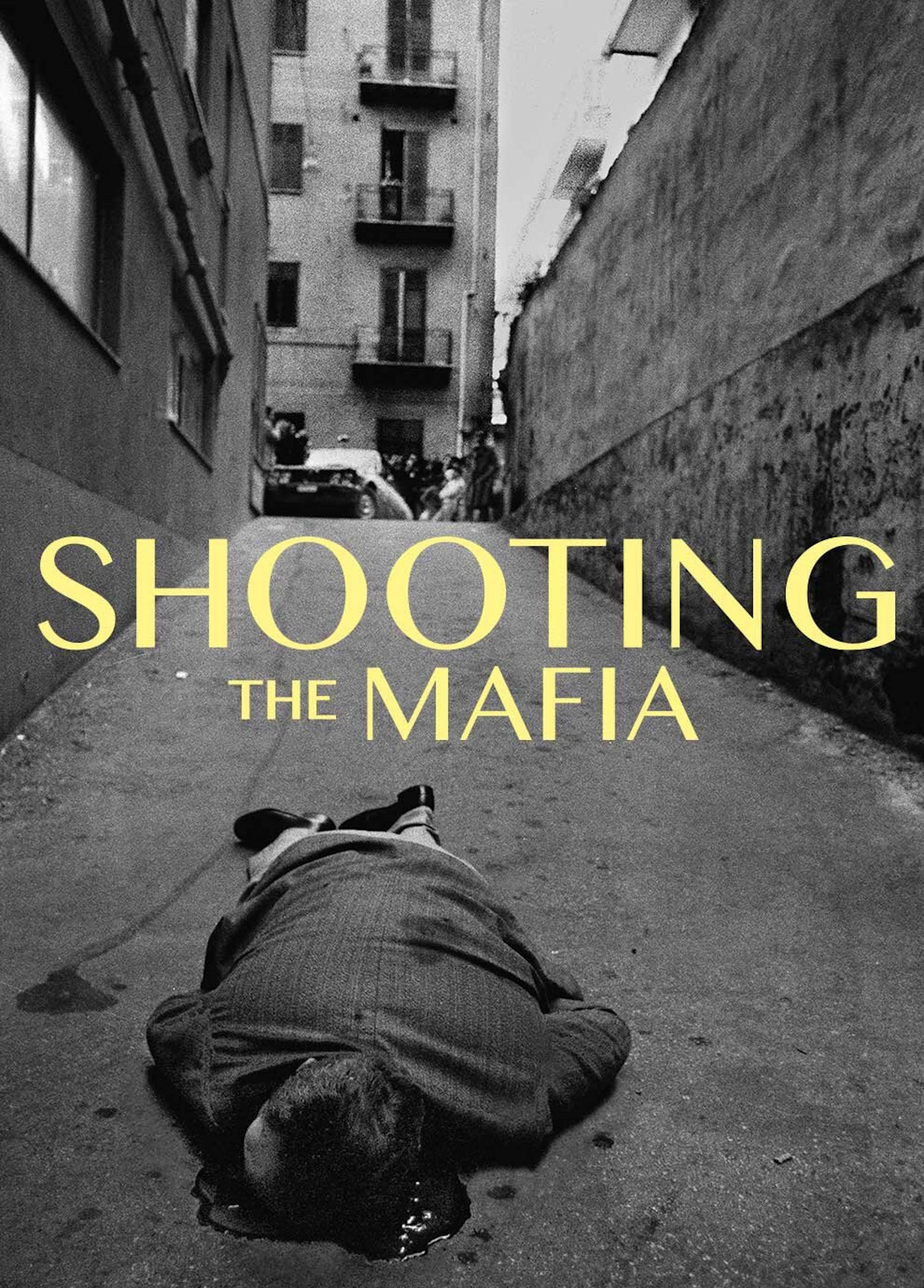 Beskrivende bilde relatert til innholdet i filmen "Shooting the Mafia"