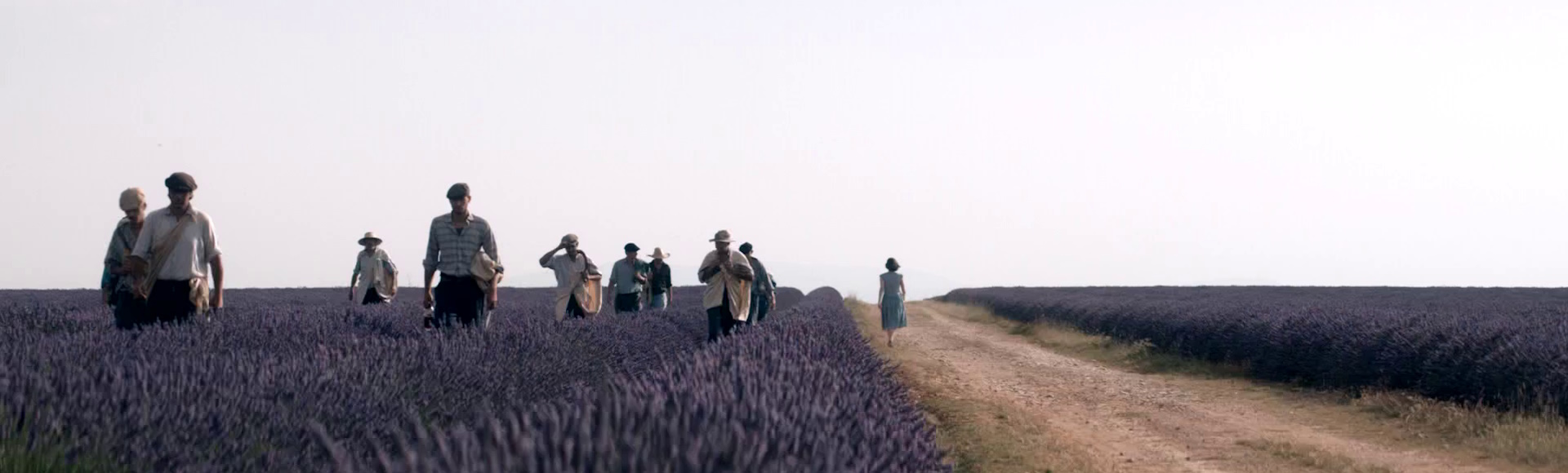 Beskrivende bilde relatert til innholdet i filmen "From the land of the moon"