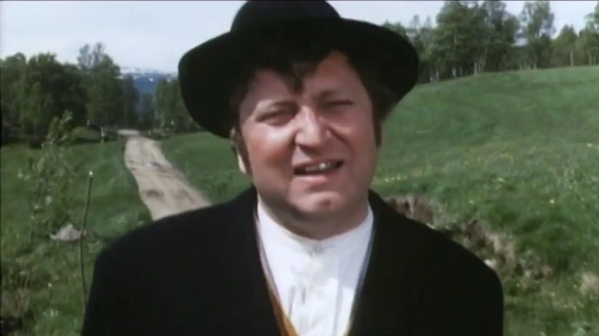 Beskrivende bilde relatert til innholdet i filmen "Bør Børson jr. Akt 1"