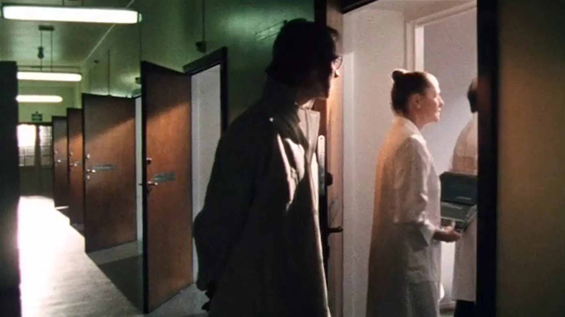 Beskrivende bilde relatert til innholdet i filmen "De hvite frakkene"