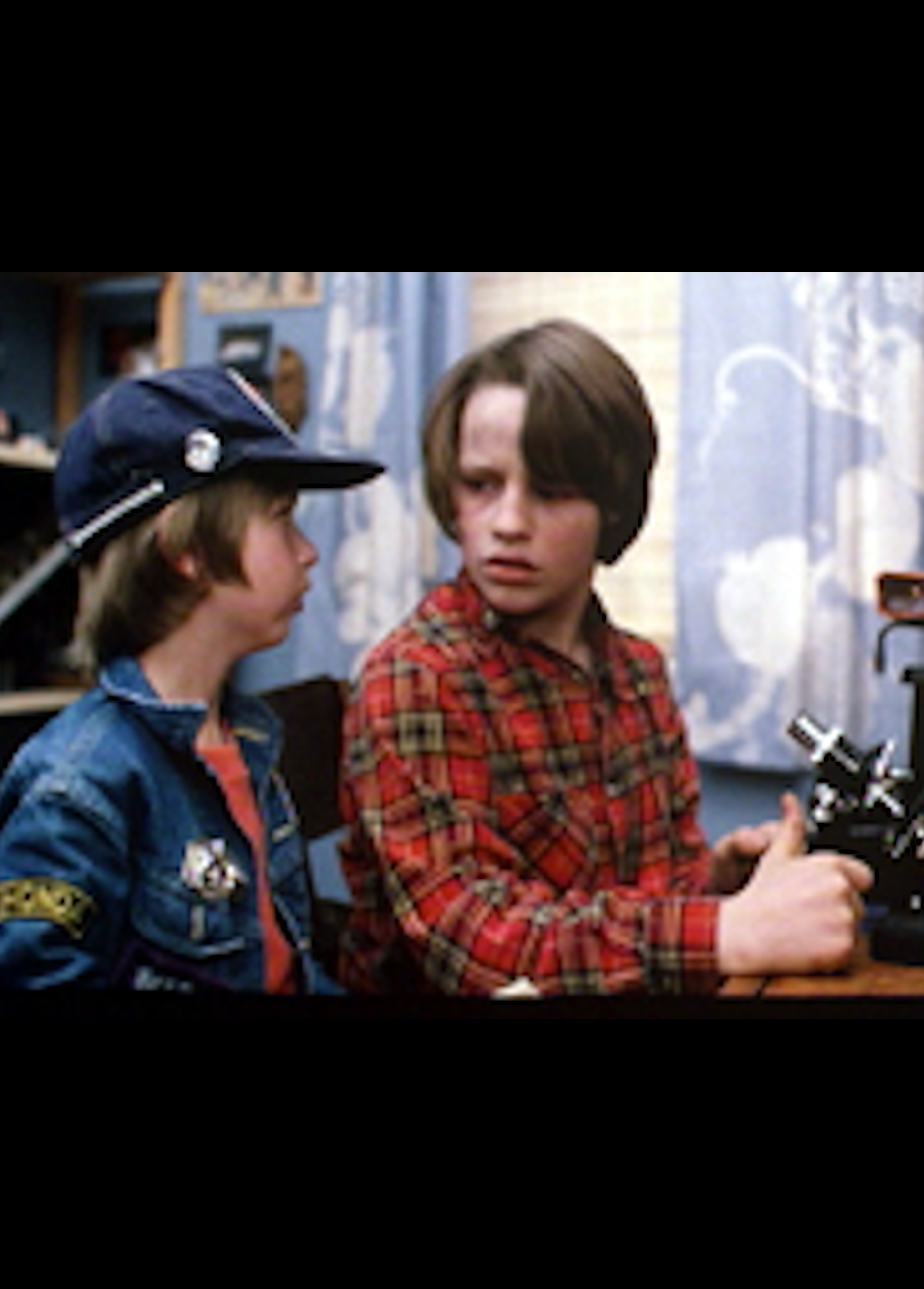 Beskrivende bilde relatert til innholdet i filmen "Carl Gustav, gjengen og parkeringsbandittene"